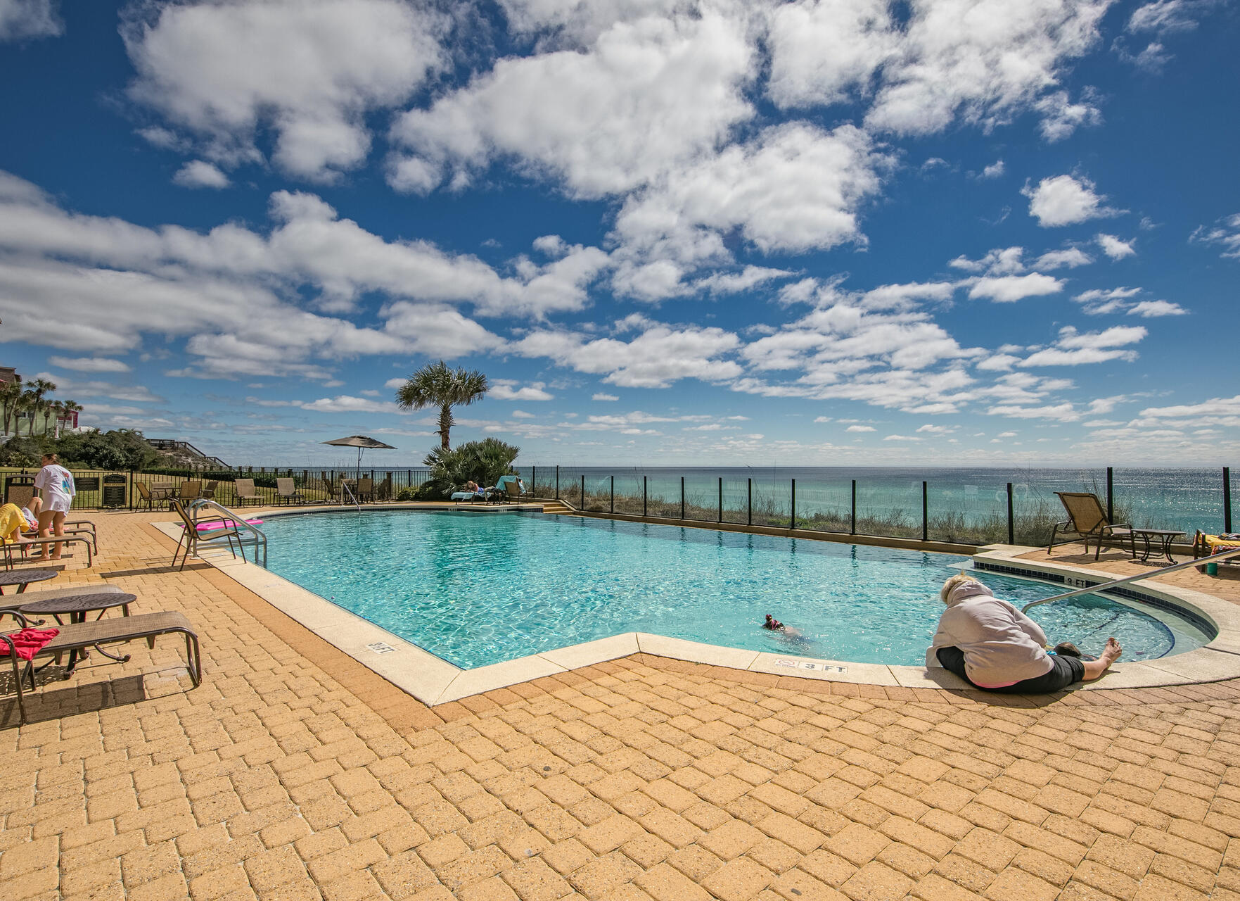 2421 W County Highway 30A UNIT A302