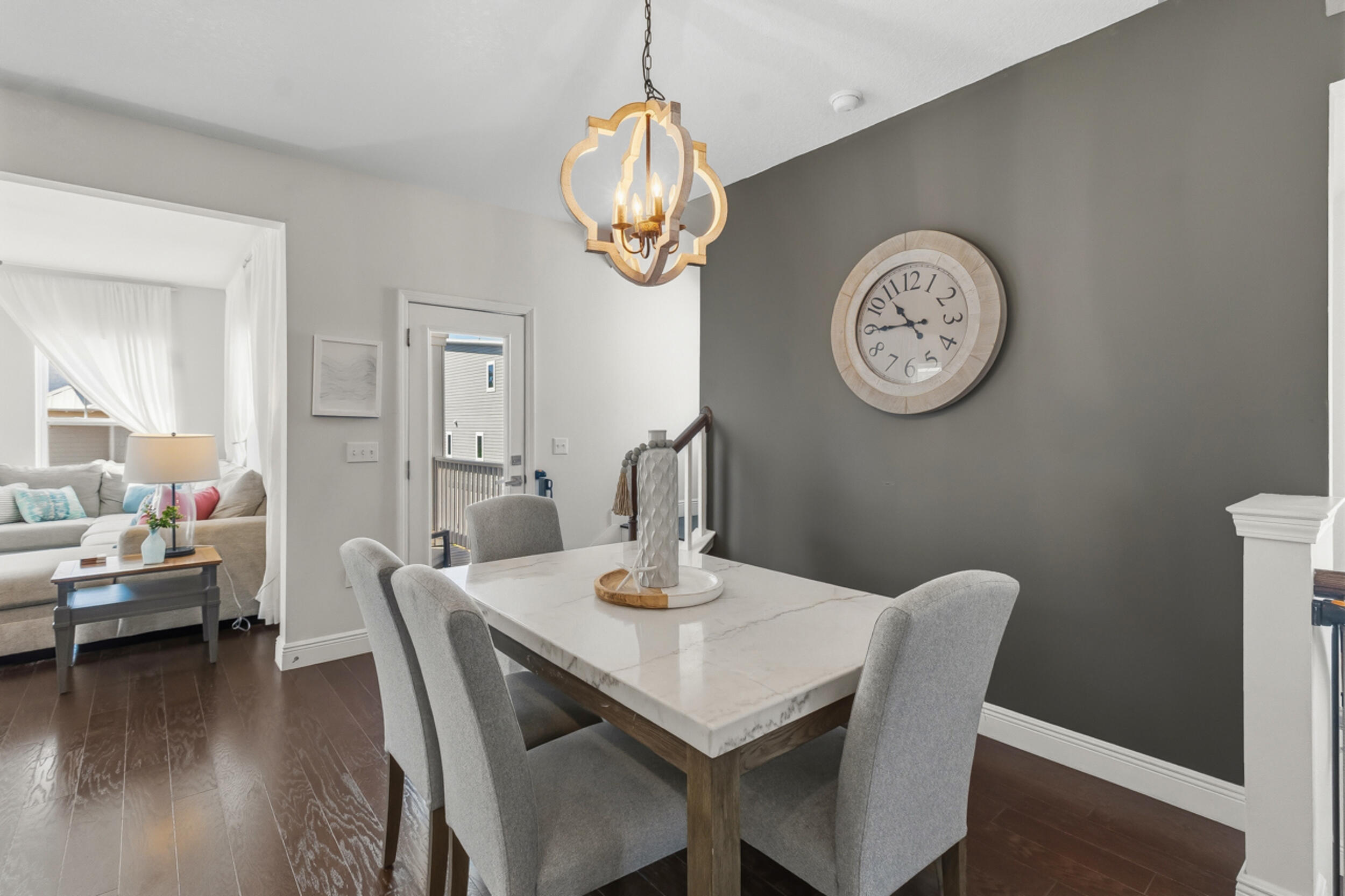 12 Inlet Cove