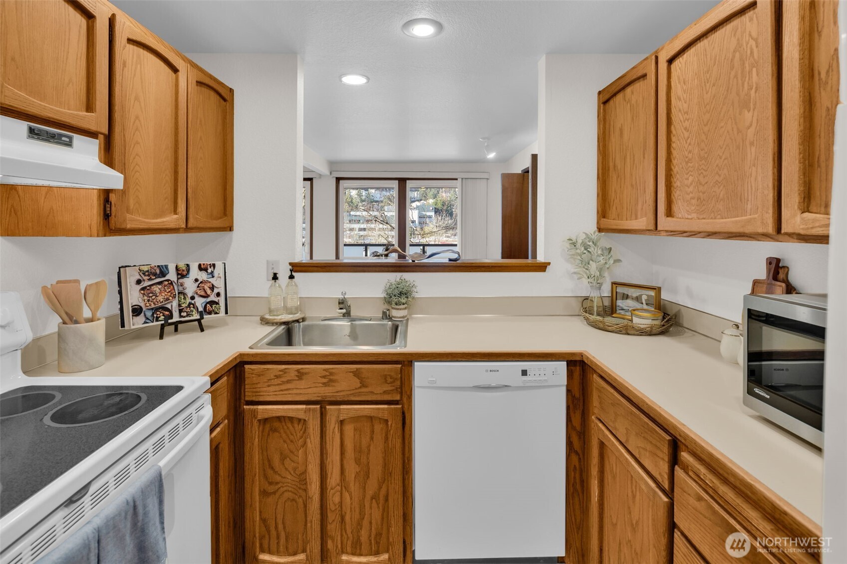 3055 80th Avenue SE Unit: 204