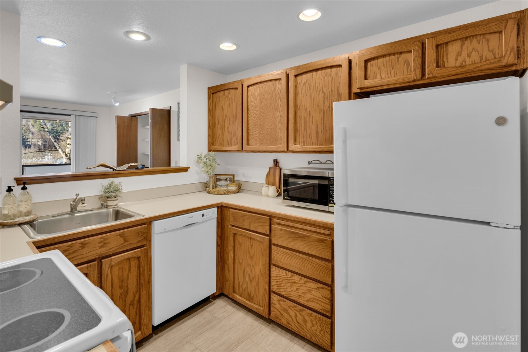 3055 80th Avenue SE Unit: 204