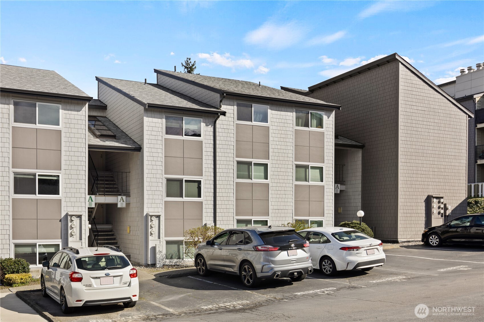 2020 Grant Avenue S Unit: A303