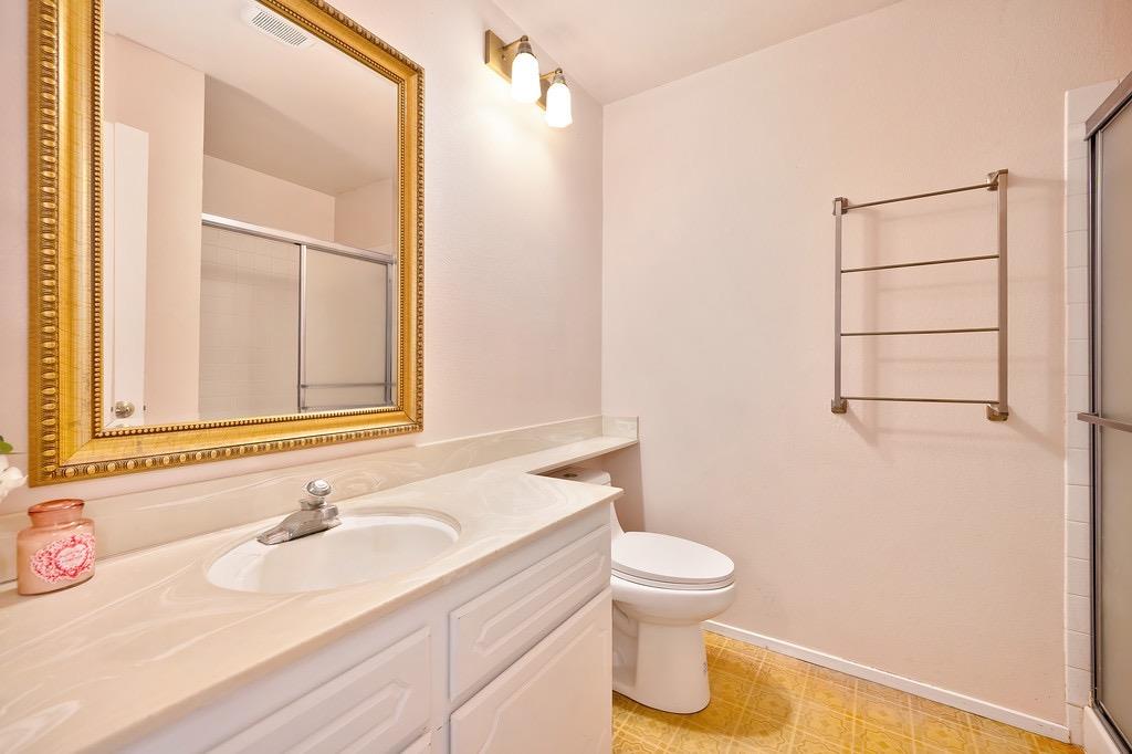 8013 S Copperwood Drive