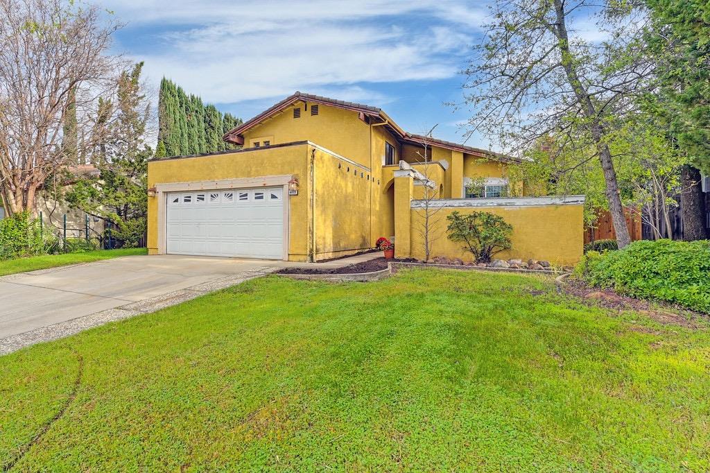 8013 S Copperwood Drive