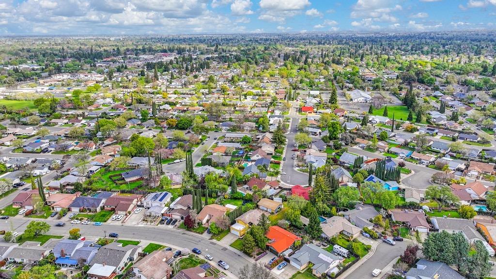 8013 S Copperwood Drive