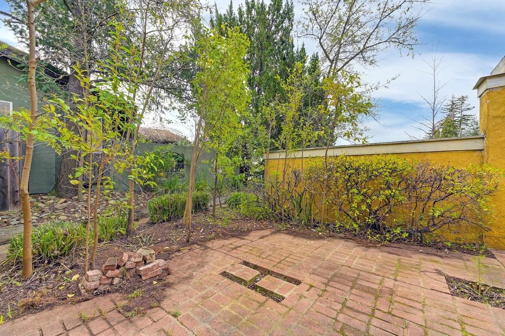 8013 S Copperwood Drive