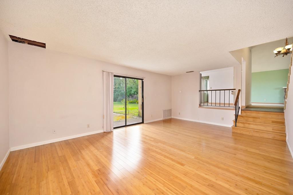 8013 S Copperwood Drive