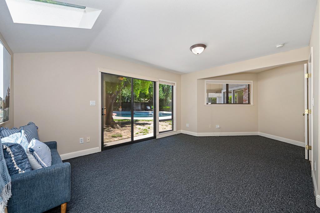 5014 Primrose Drive
