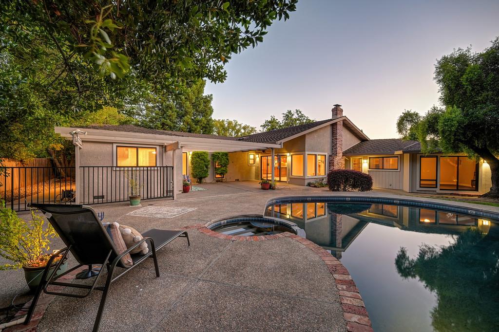 5014 Primrose Drive
