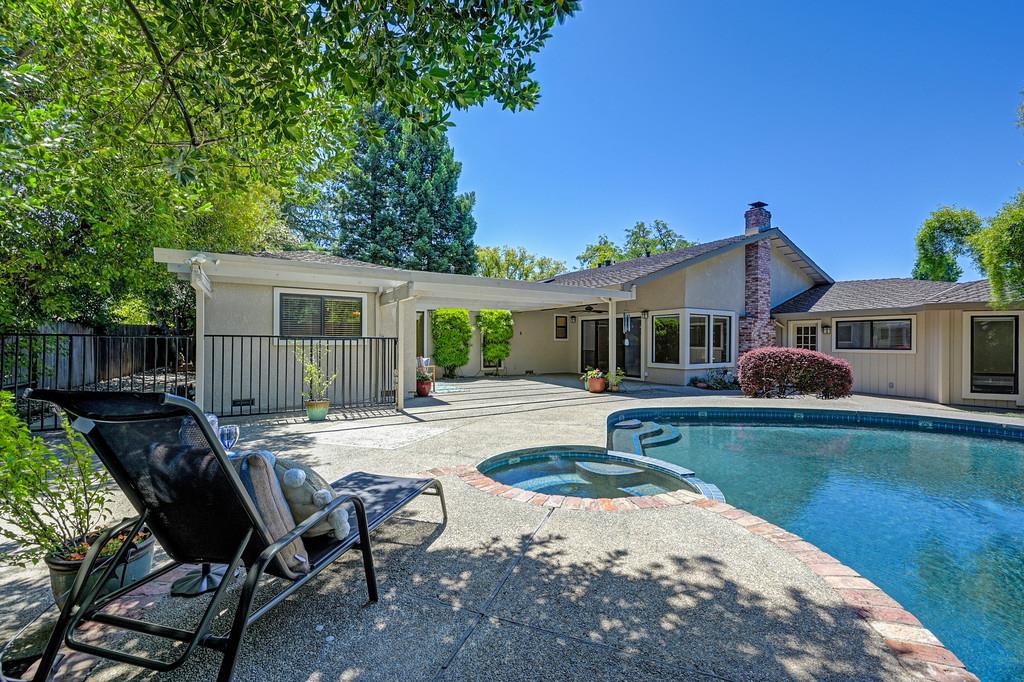 5014 Primrose Drive