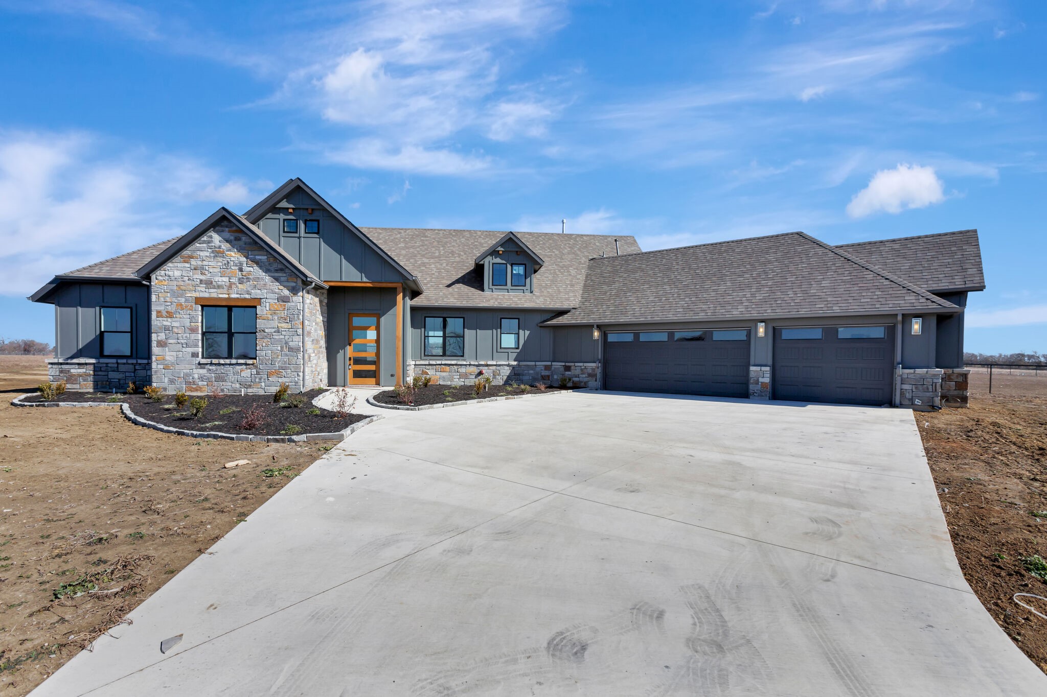 5589 County Road 410 Road