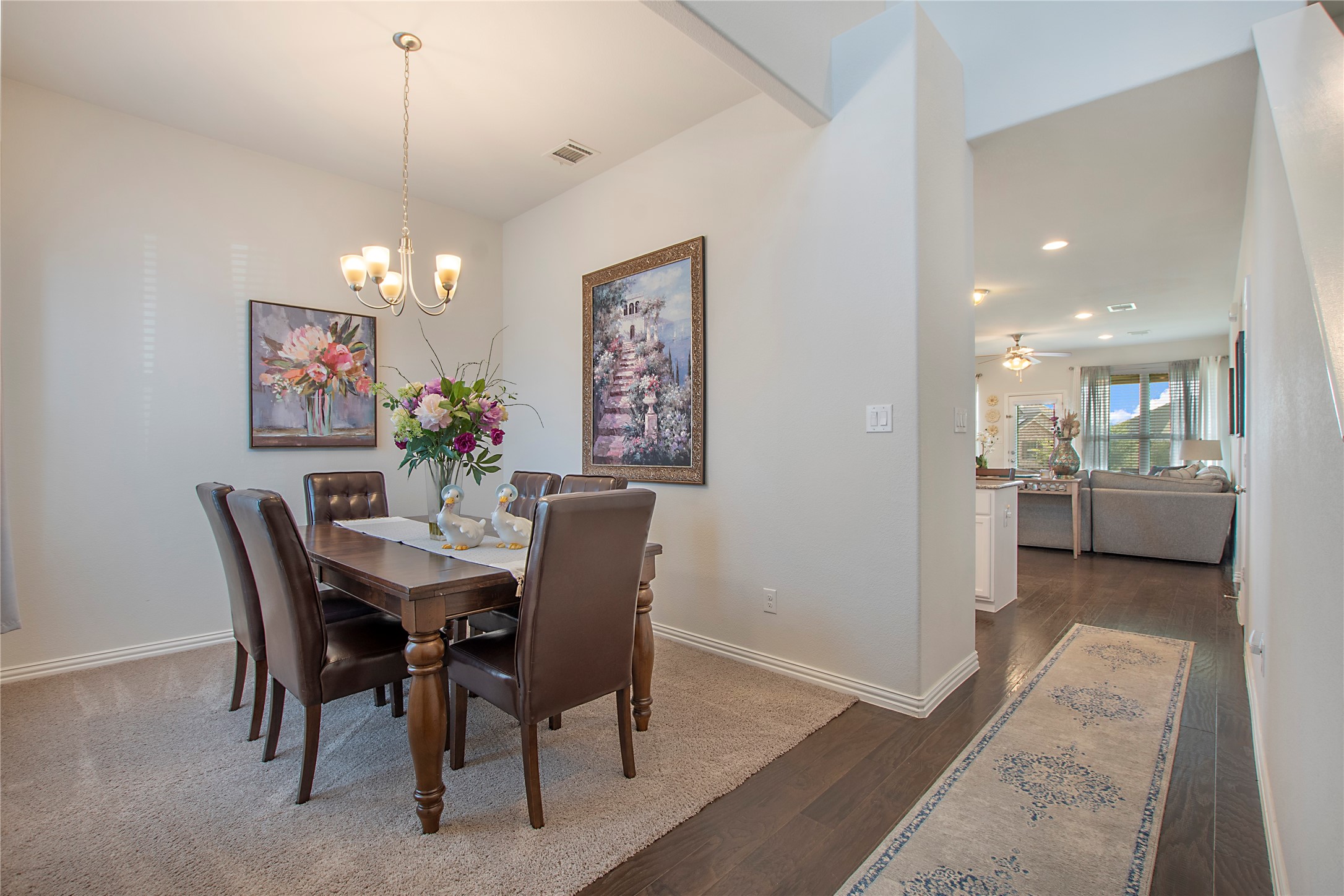 1909 Edgewater Drive