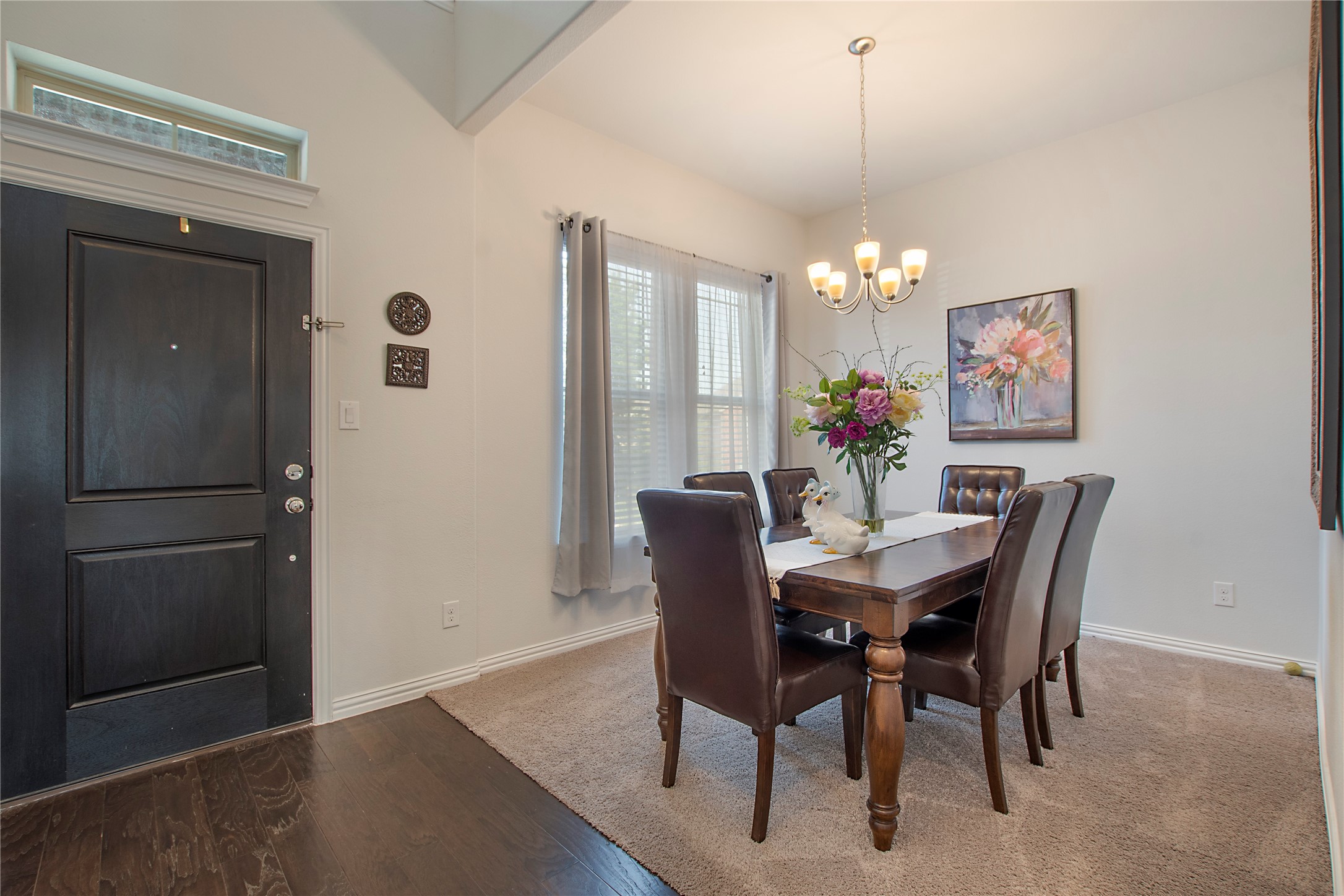 1909 Edgewater Drive