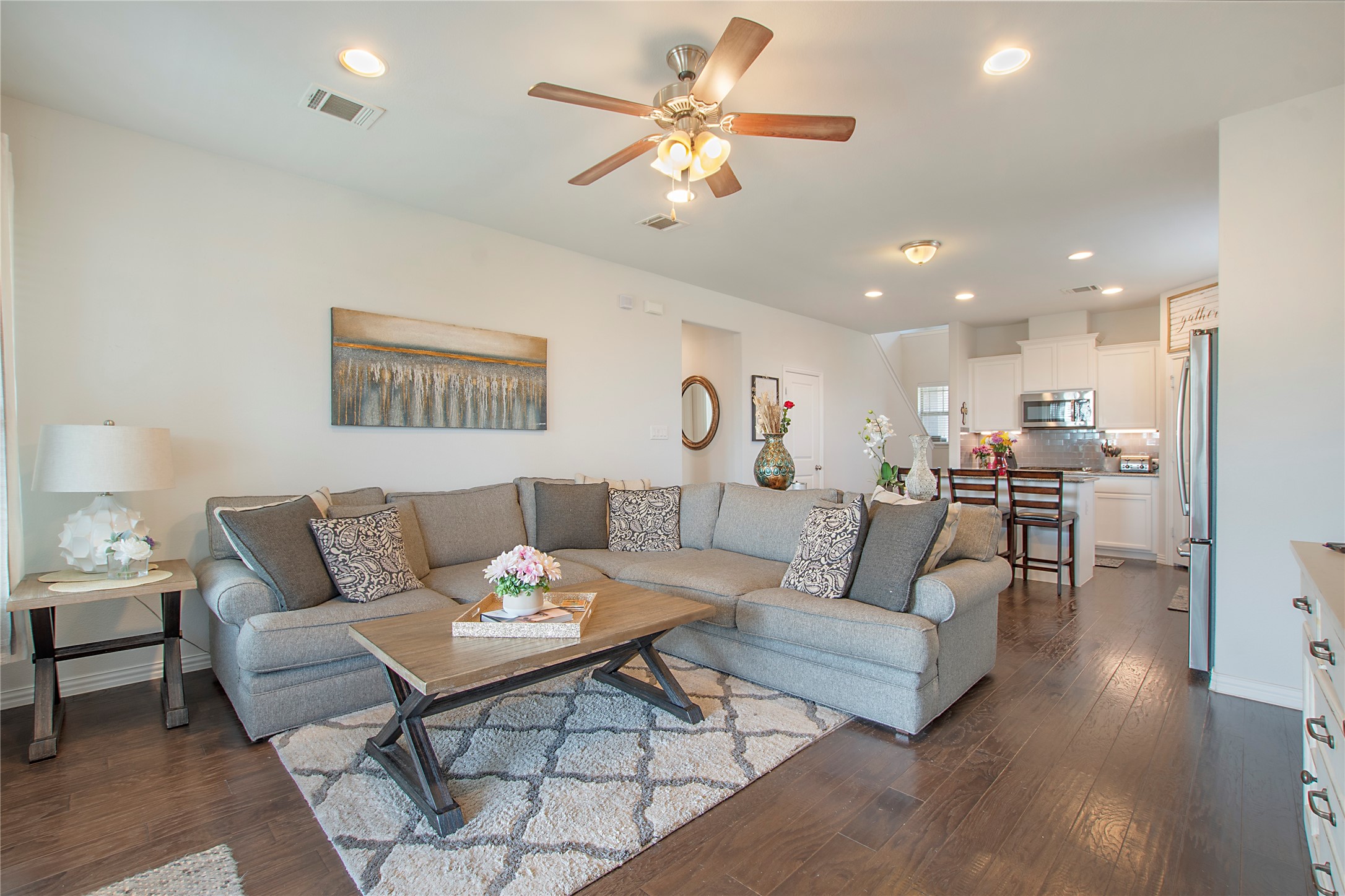 1909 Edgewater Drive