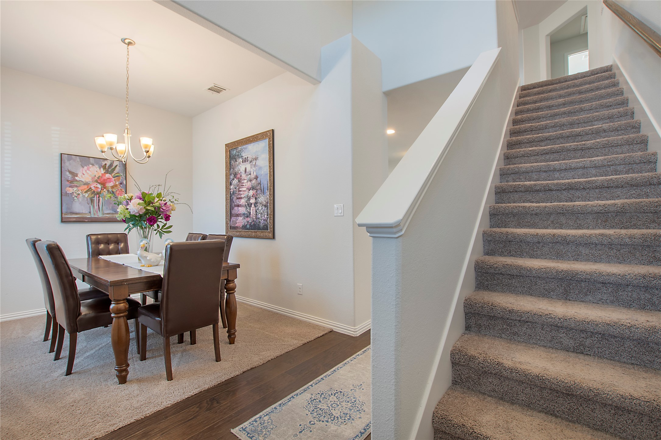 1909 Edgewater Drive