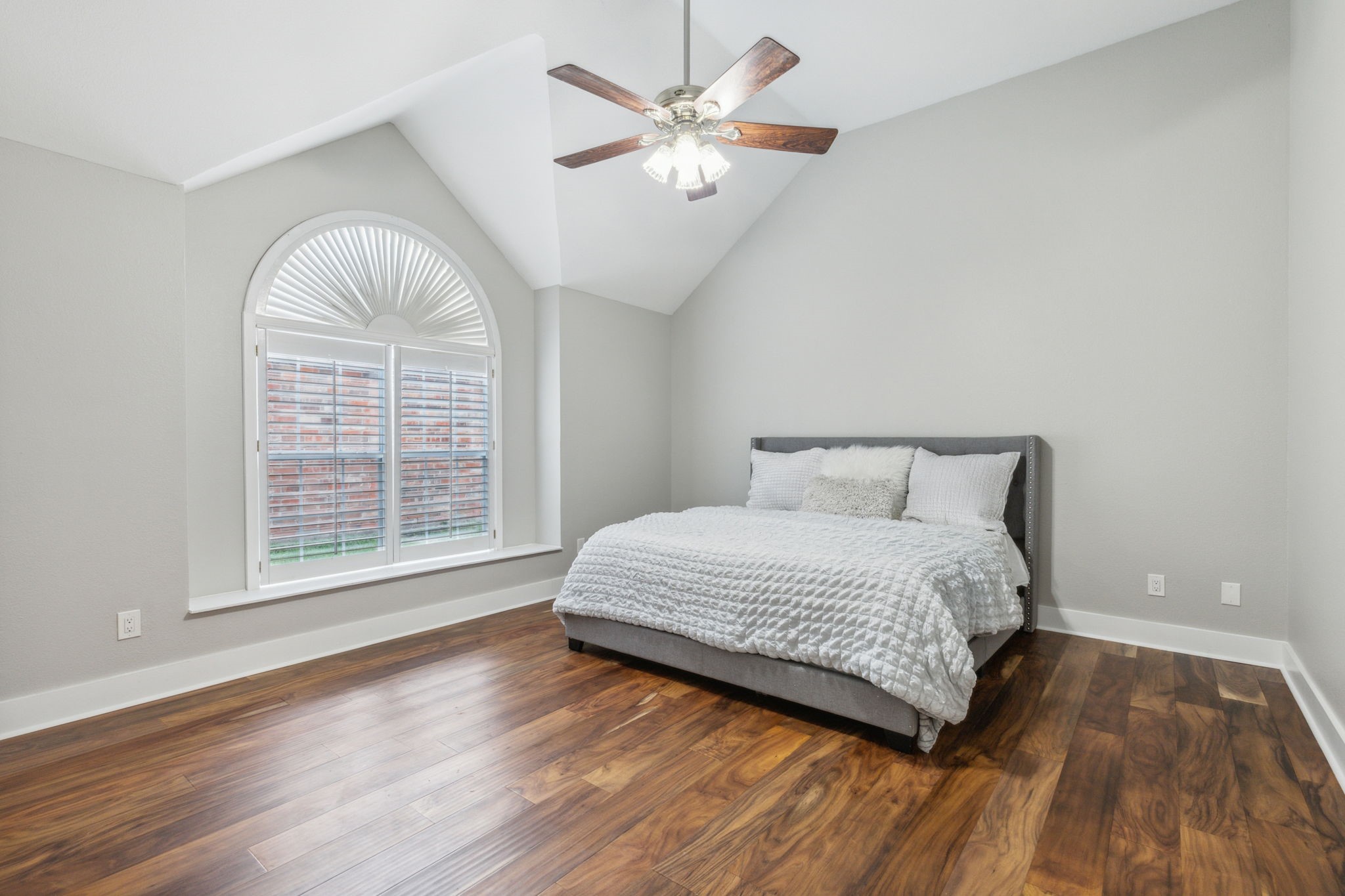 1107 Springfield Lane