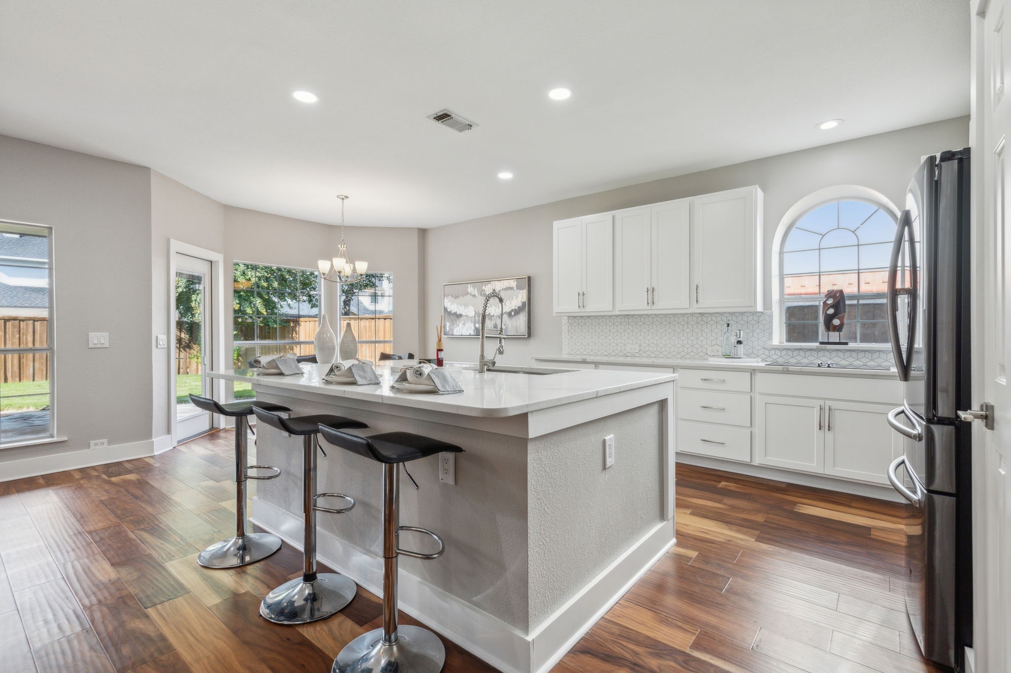 1107 Springfield Lane