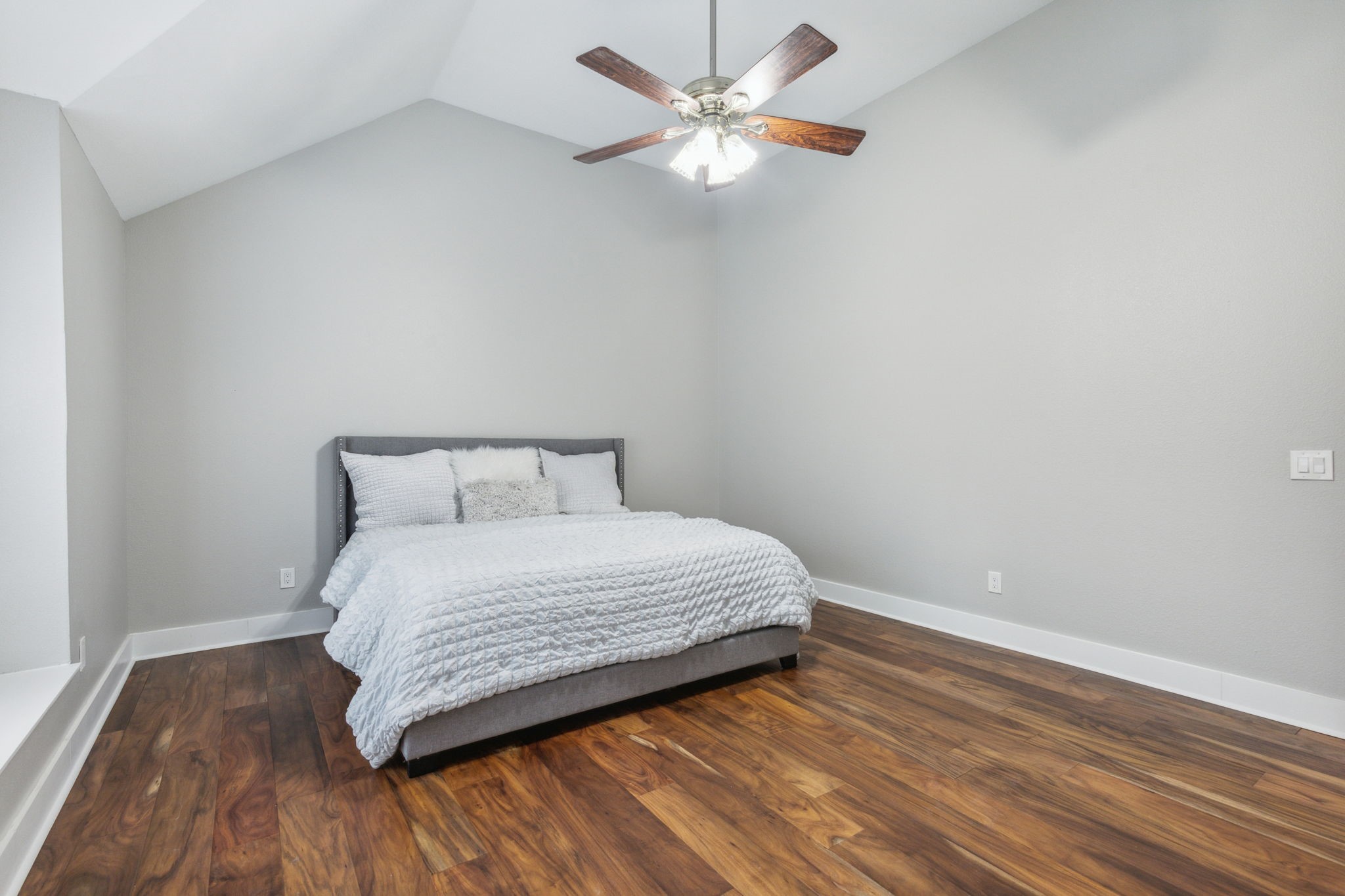 1107 Springfield Lane