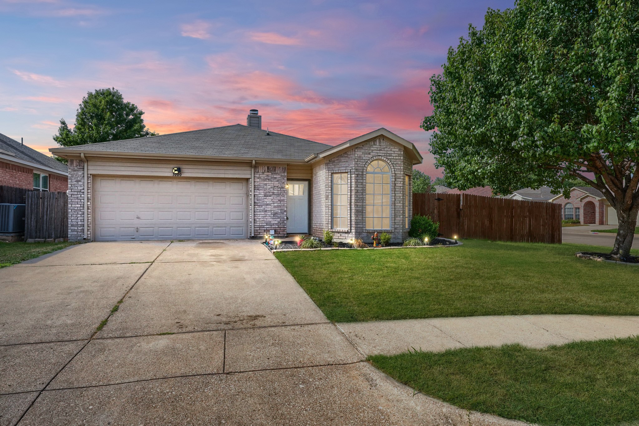 1000 Grand National Boulevard