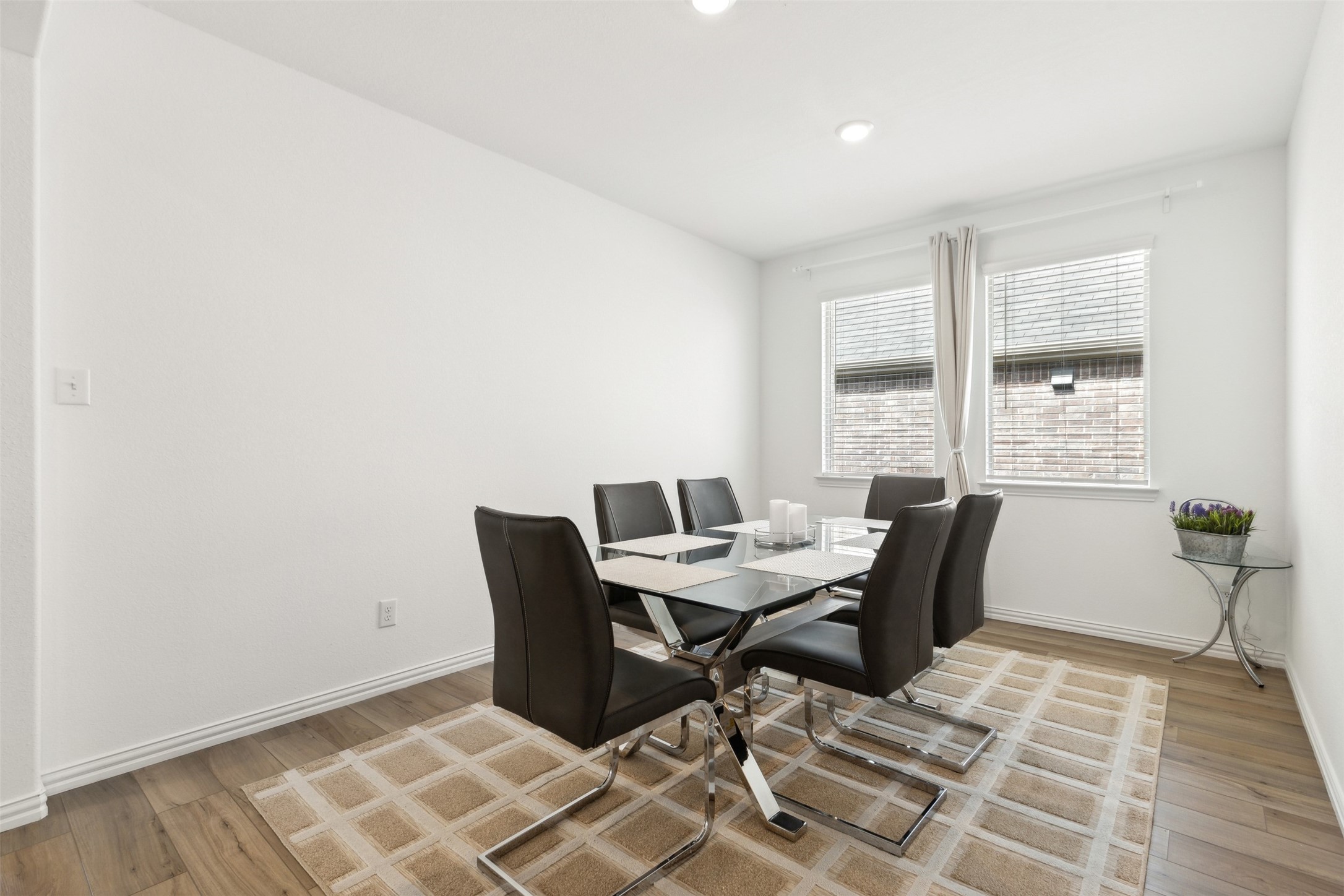 3325 Cardinal Flower Place