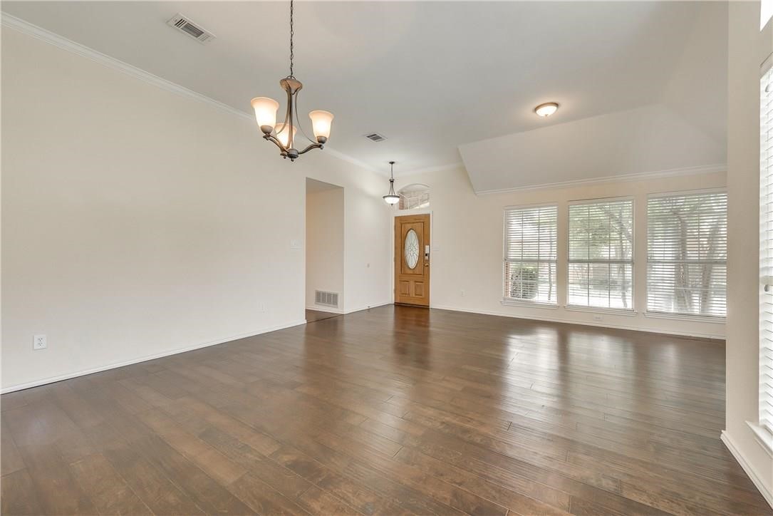 757 Monticello Circle