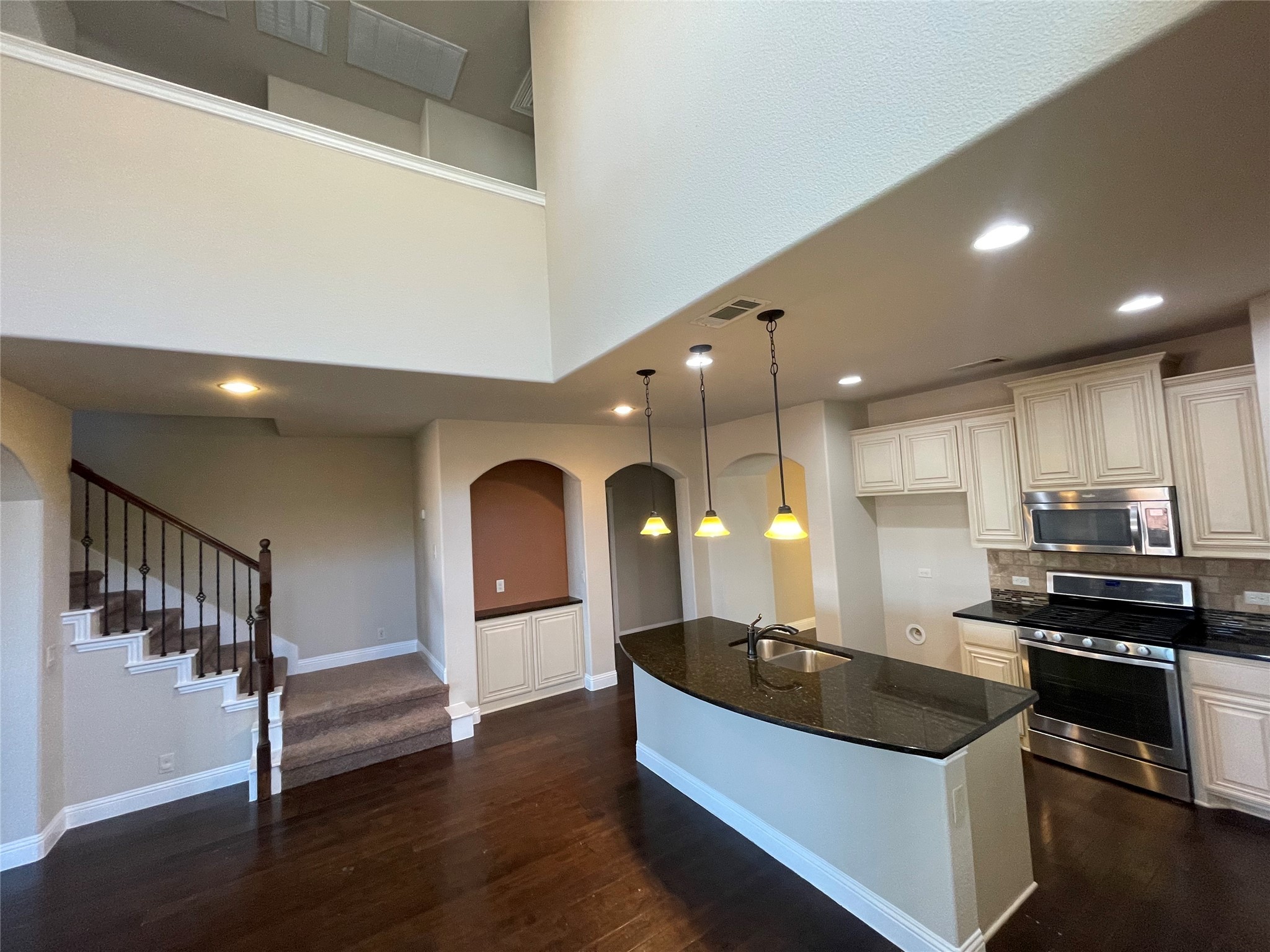 4648 Rush River Trail