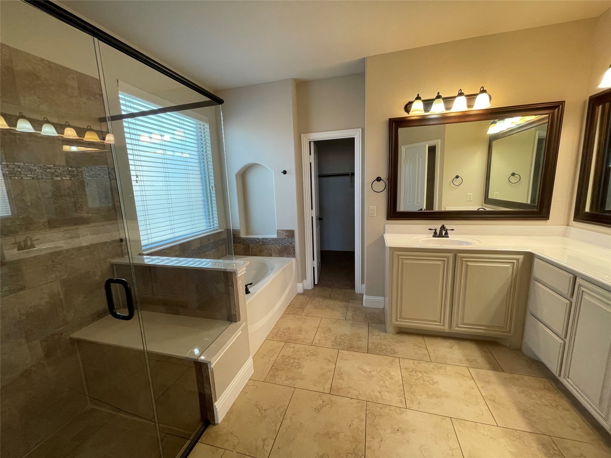 4648 Rush River Trail