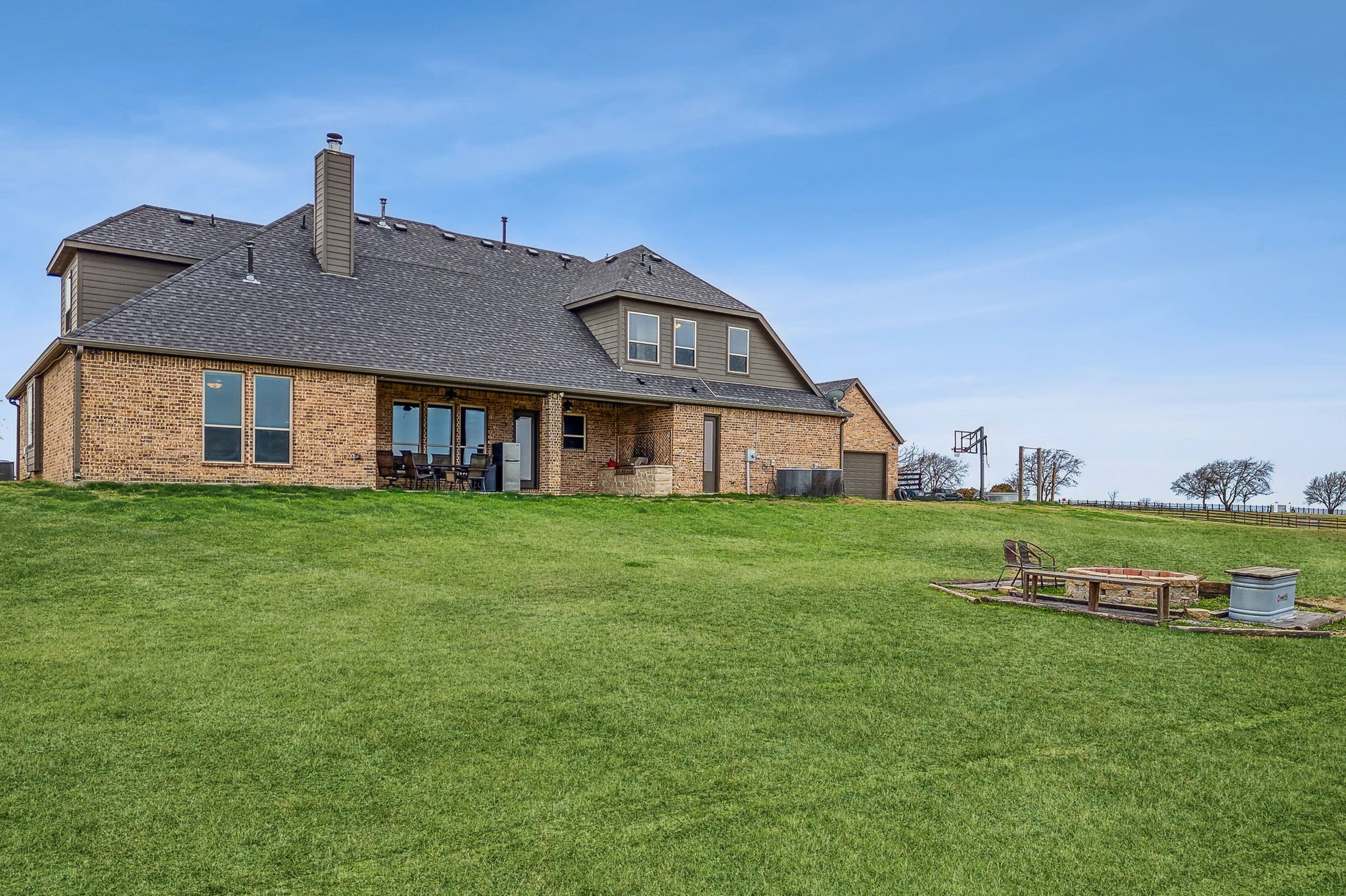 3465 N Preston Lakes Drive