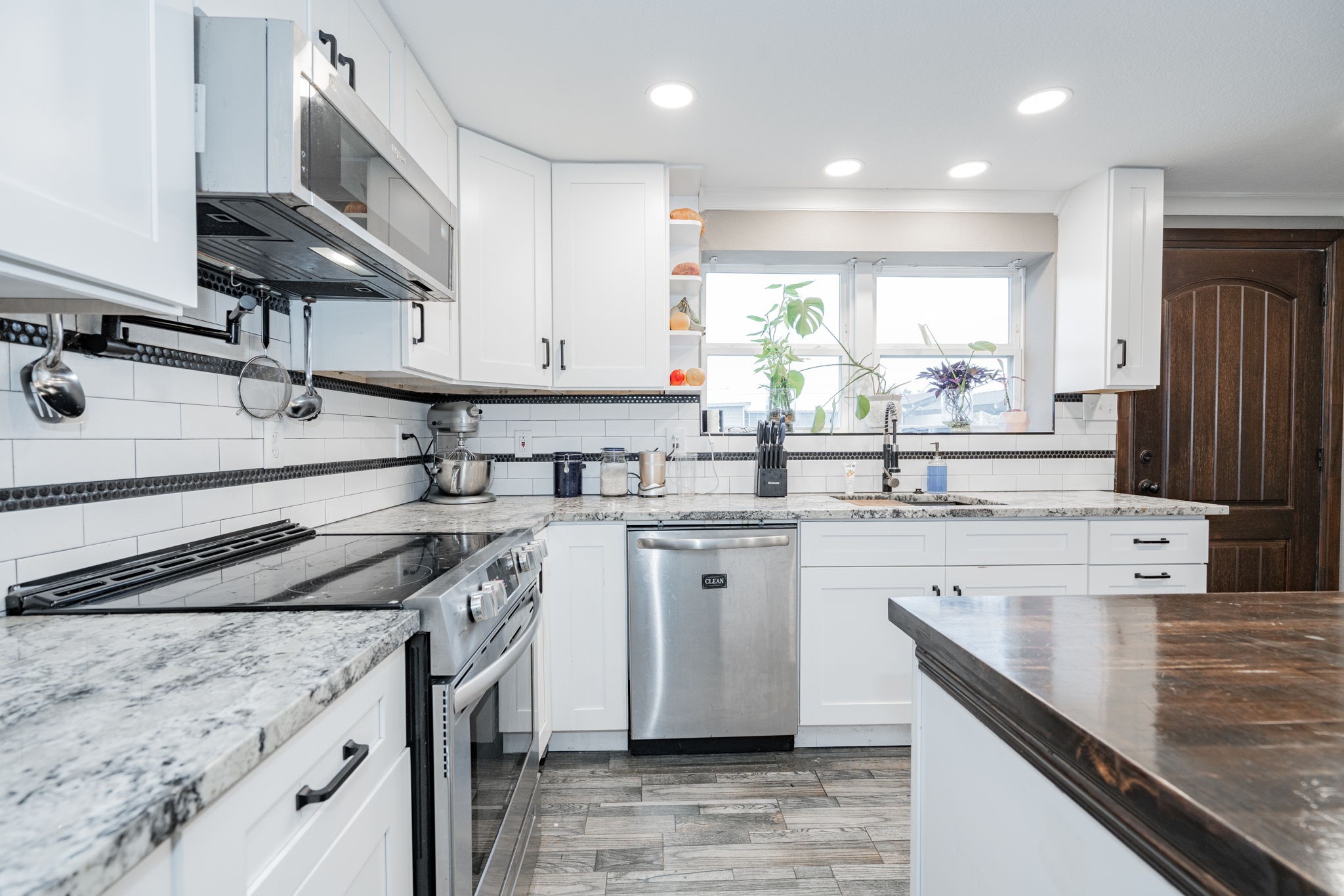 4528 County Road 2596