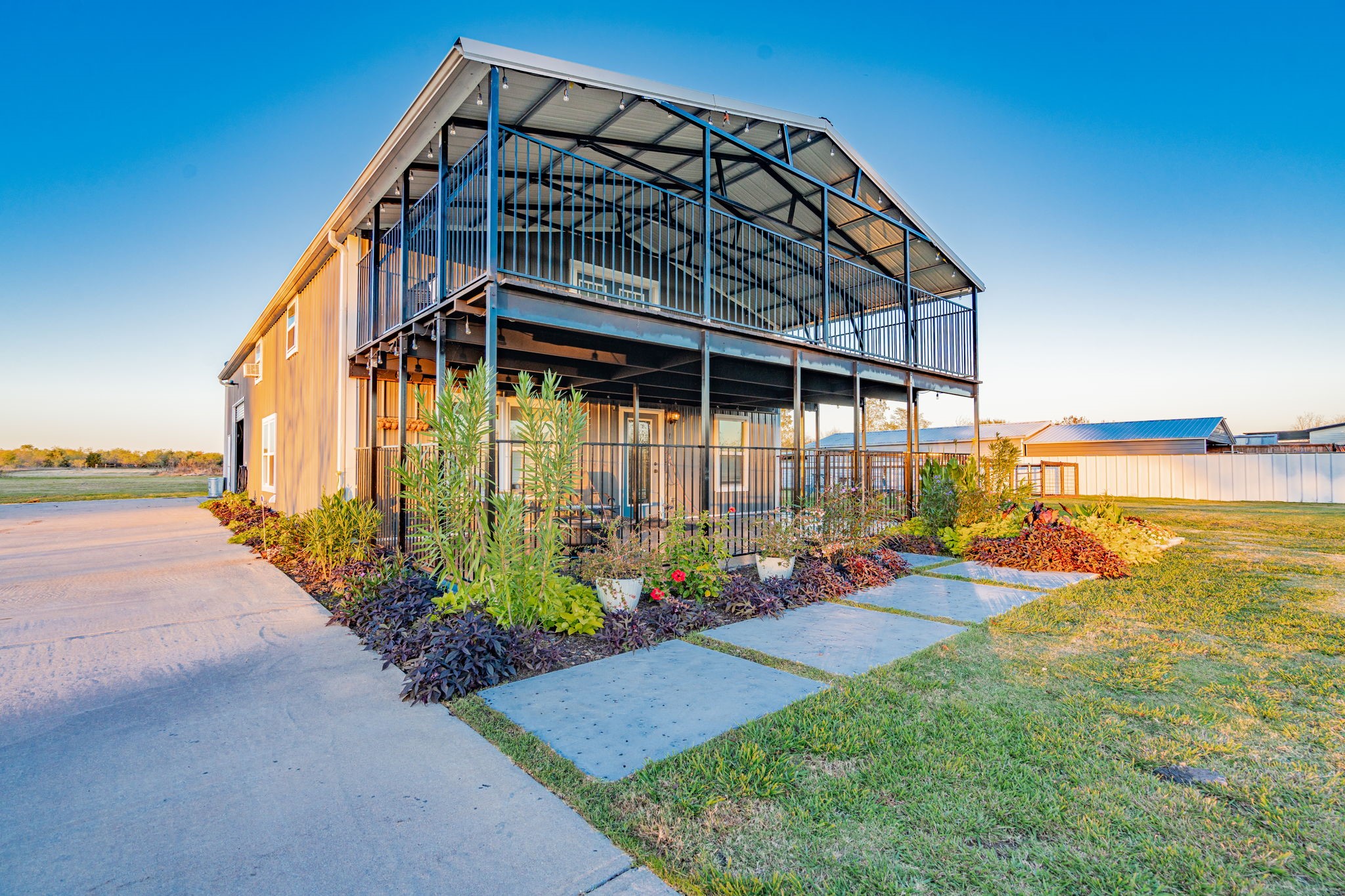 4528 County Road 2596