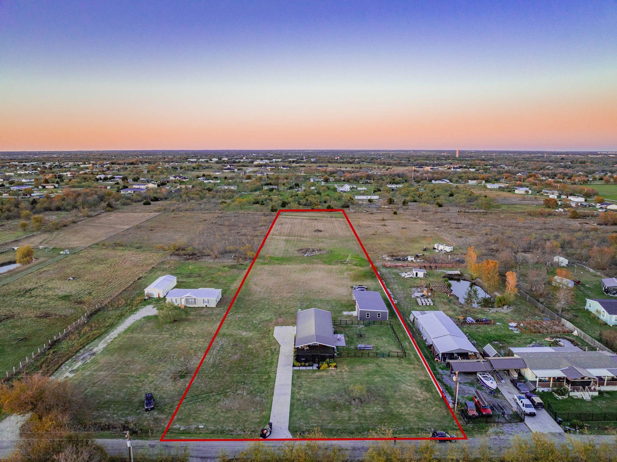 4528 County Road 2596