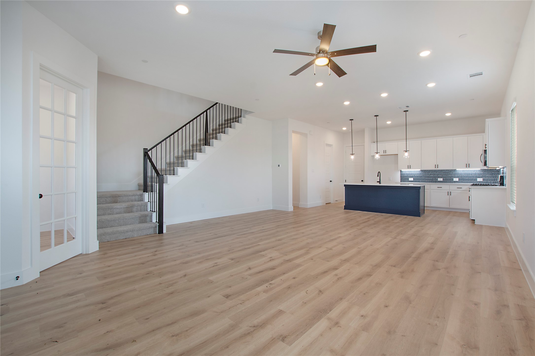 1249 Eureka Springs Street