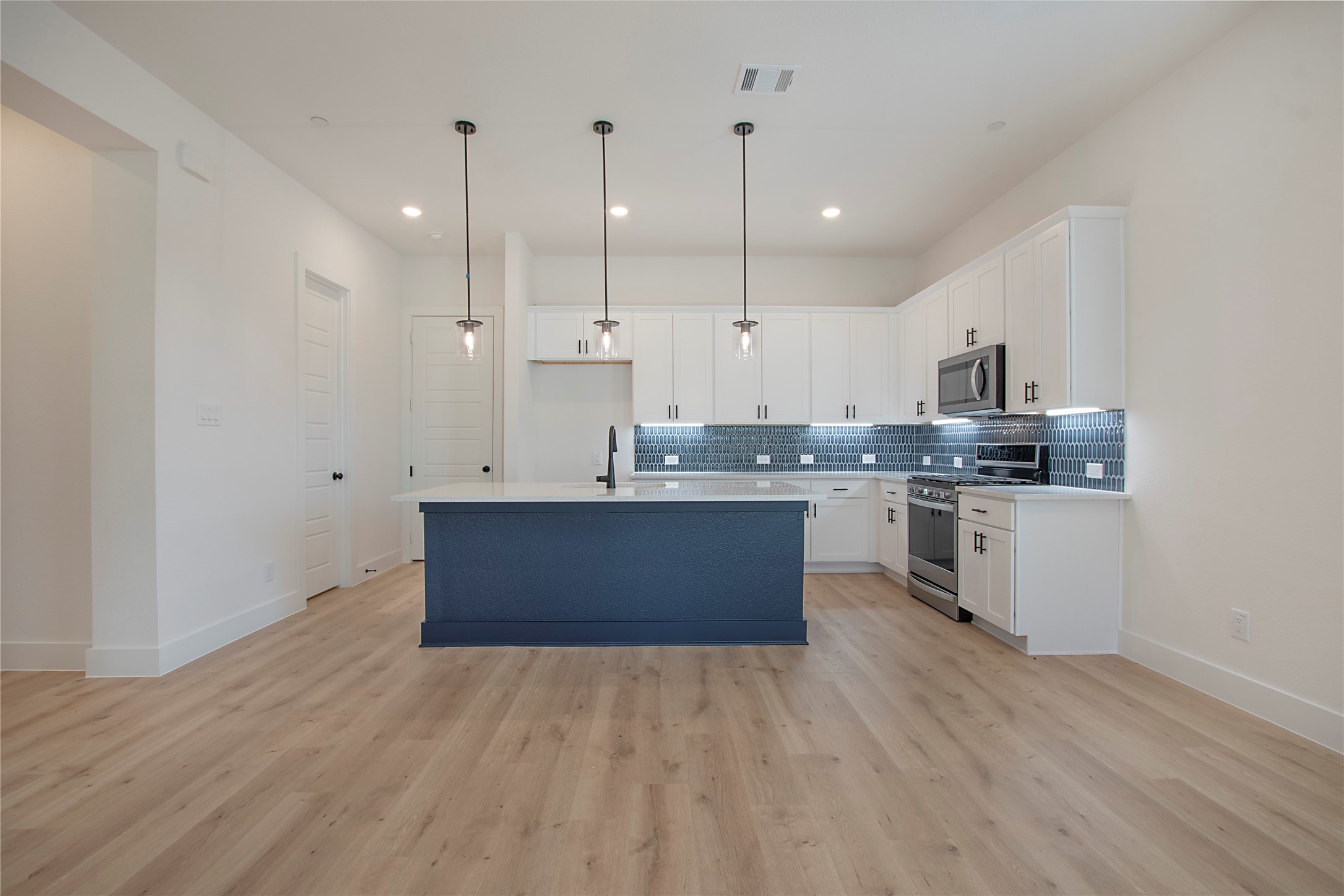 1249 Eureka Springs Street