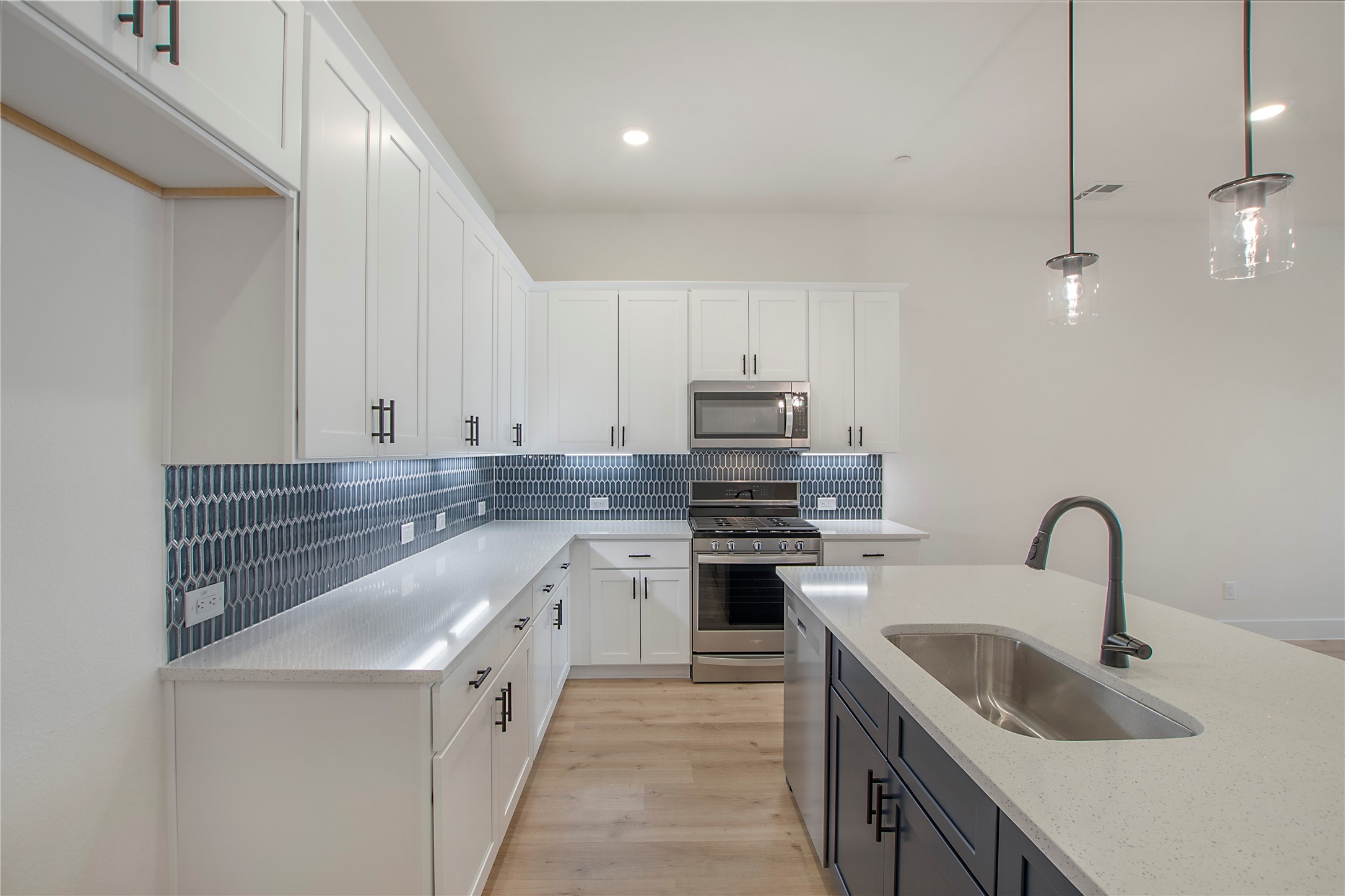 1305 Eureka Springs Street