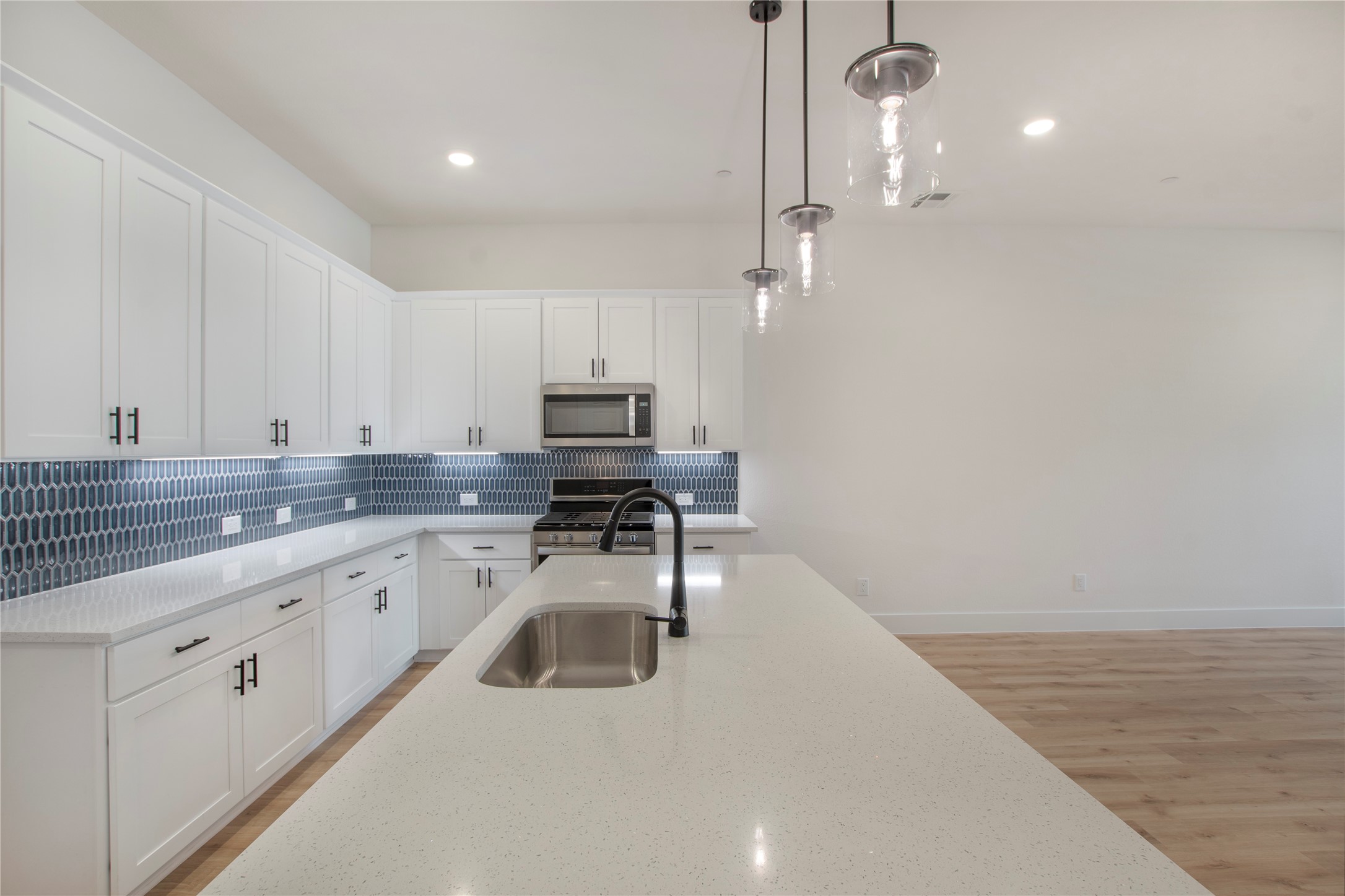 1305 Eureka Springs Street