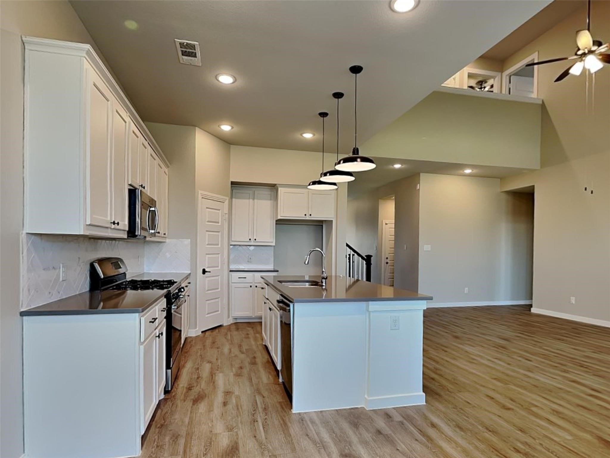 2147 Clear Branch Way