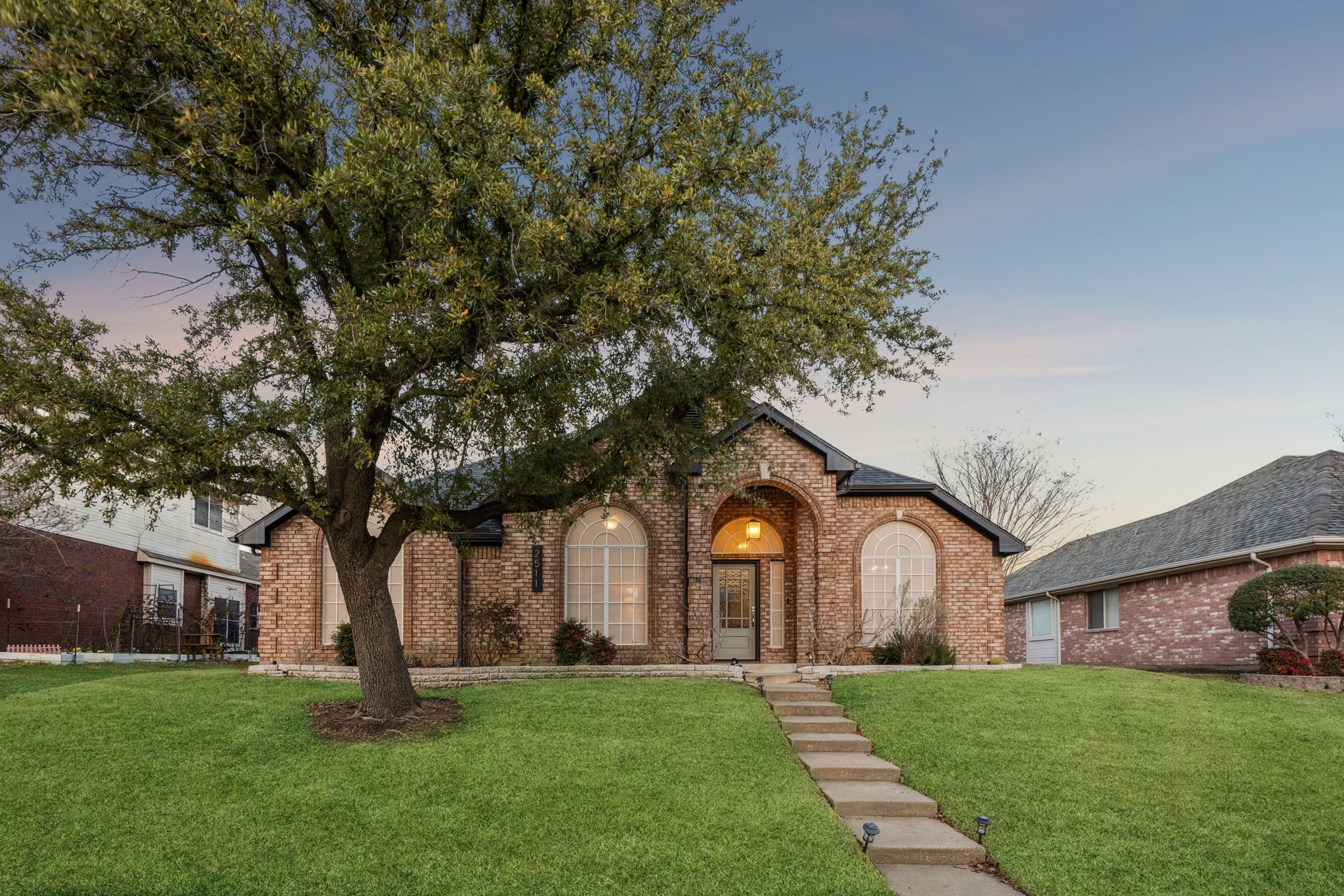 2511 Ridgeview Drive