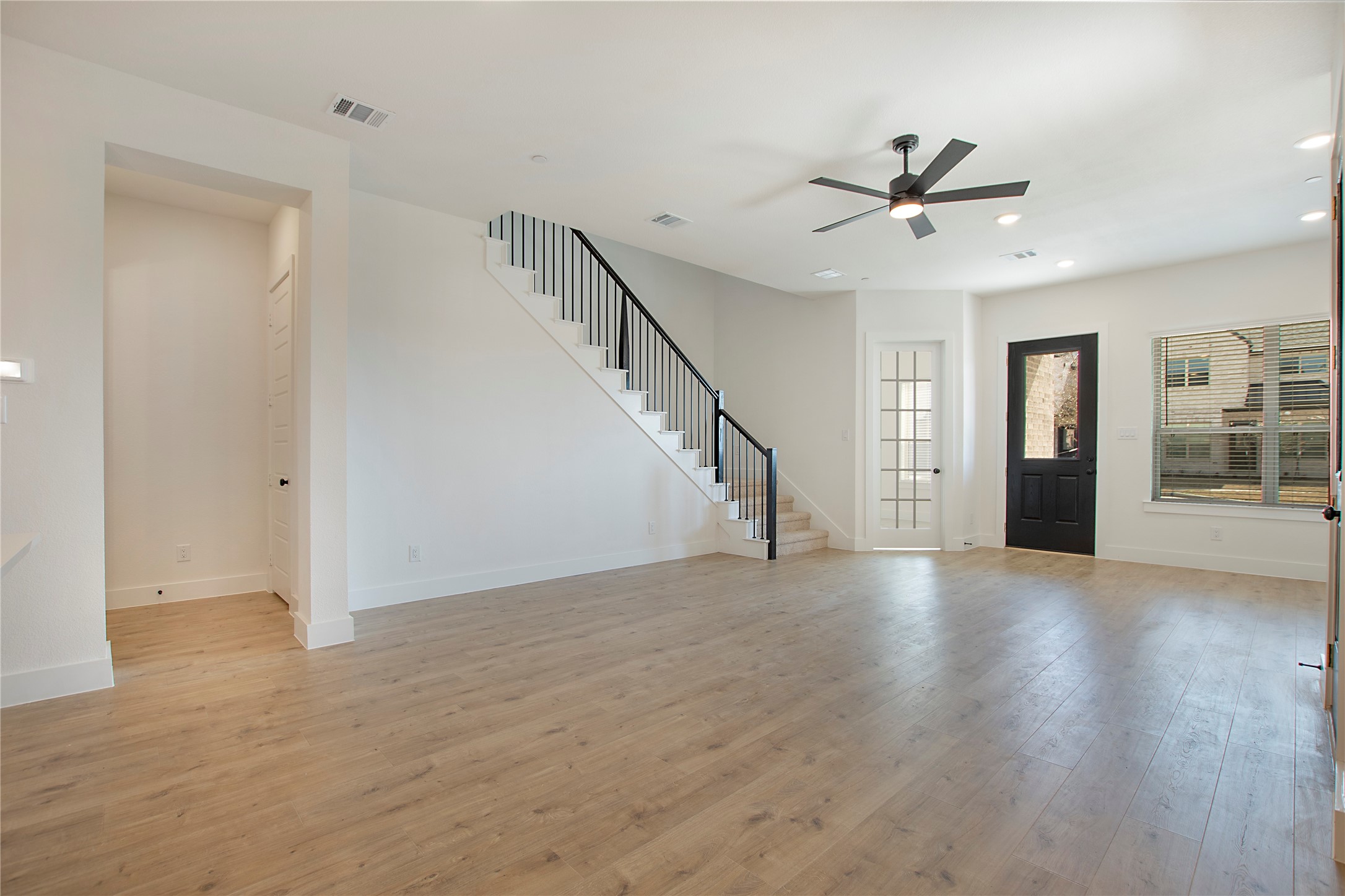 1301 Eureka Springs Street