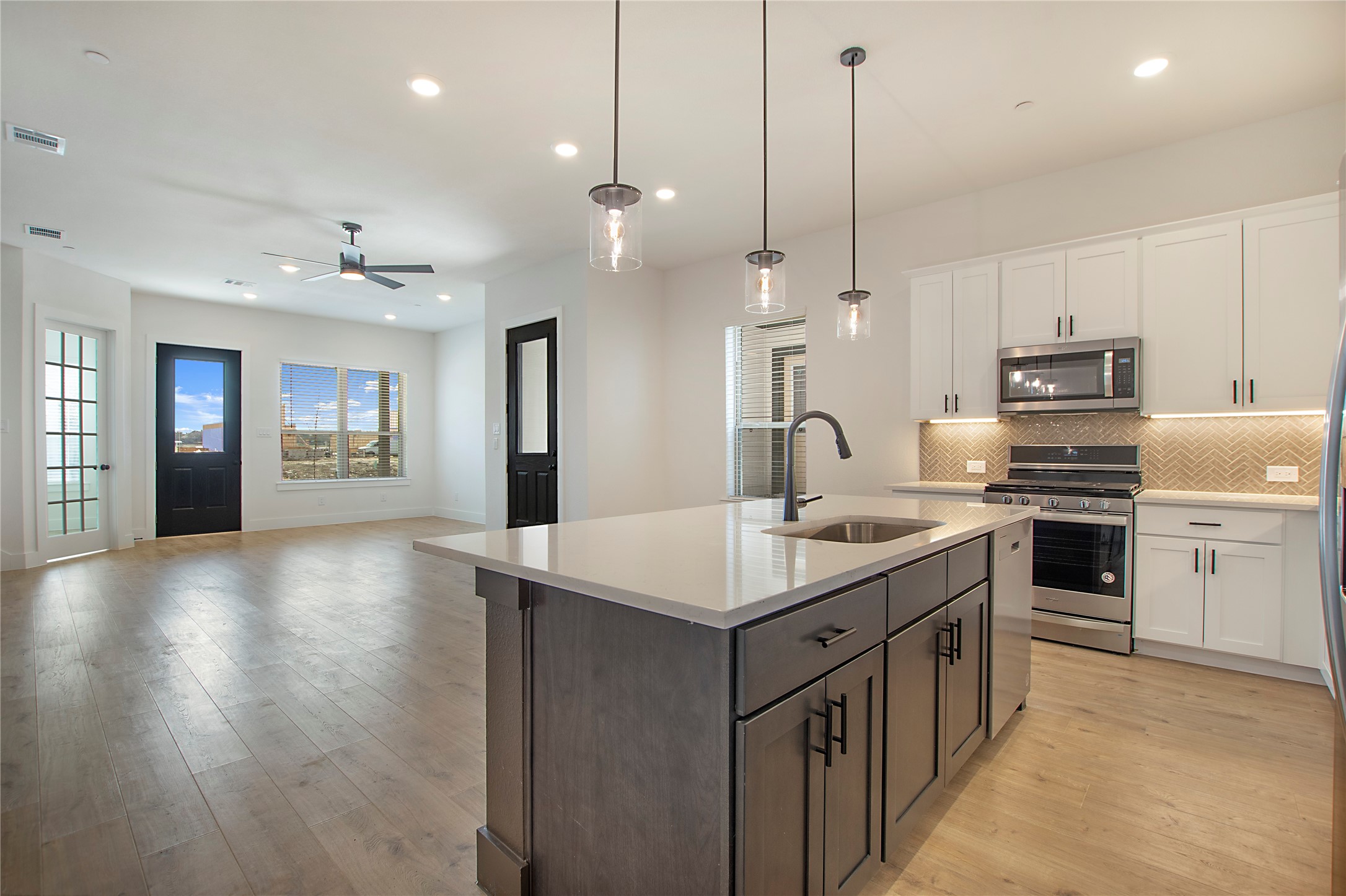 1301 Eureka Springs Street