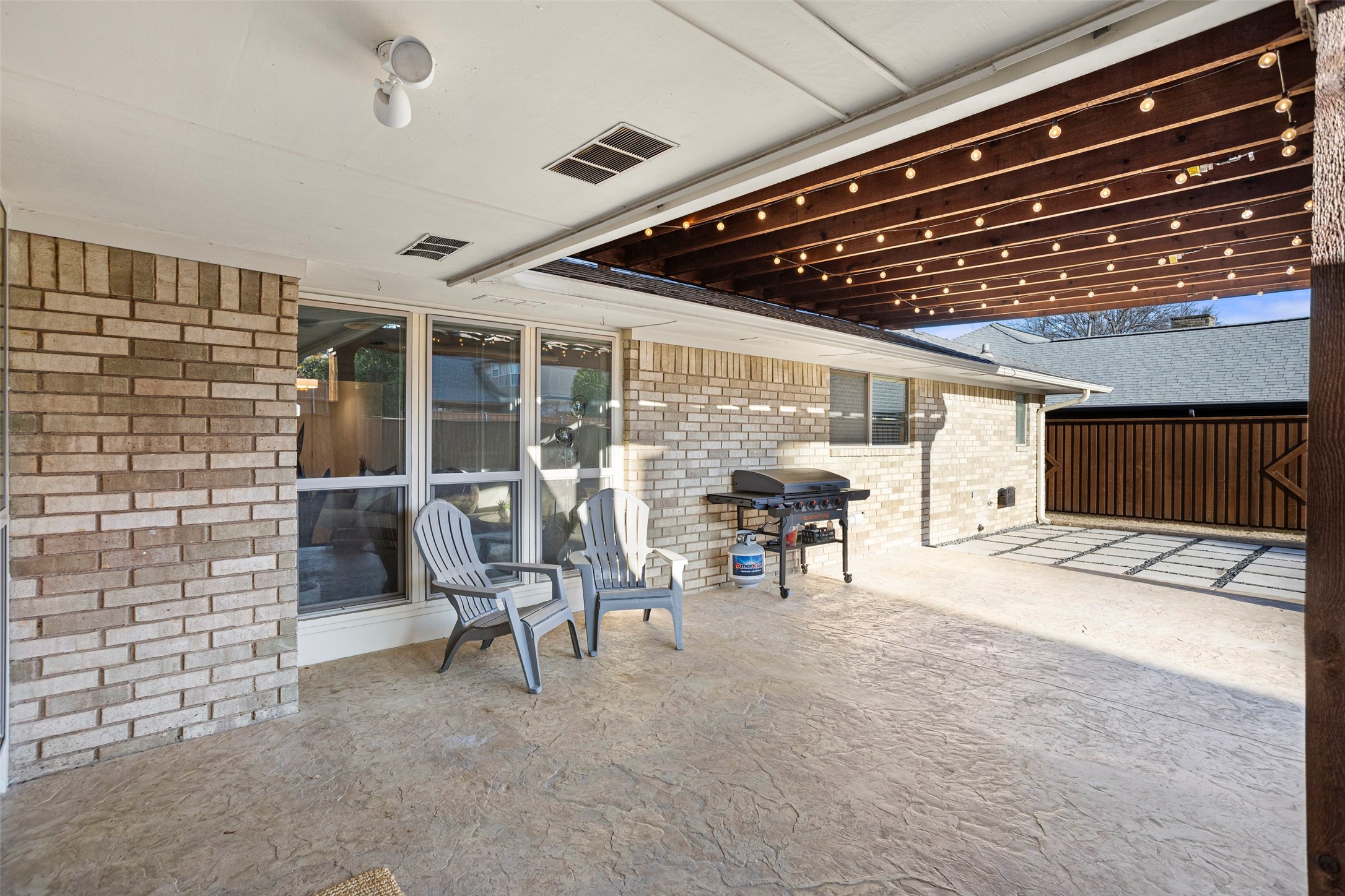 2605 Bunker Hill Circle