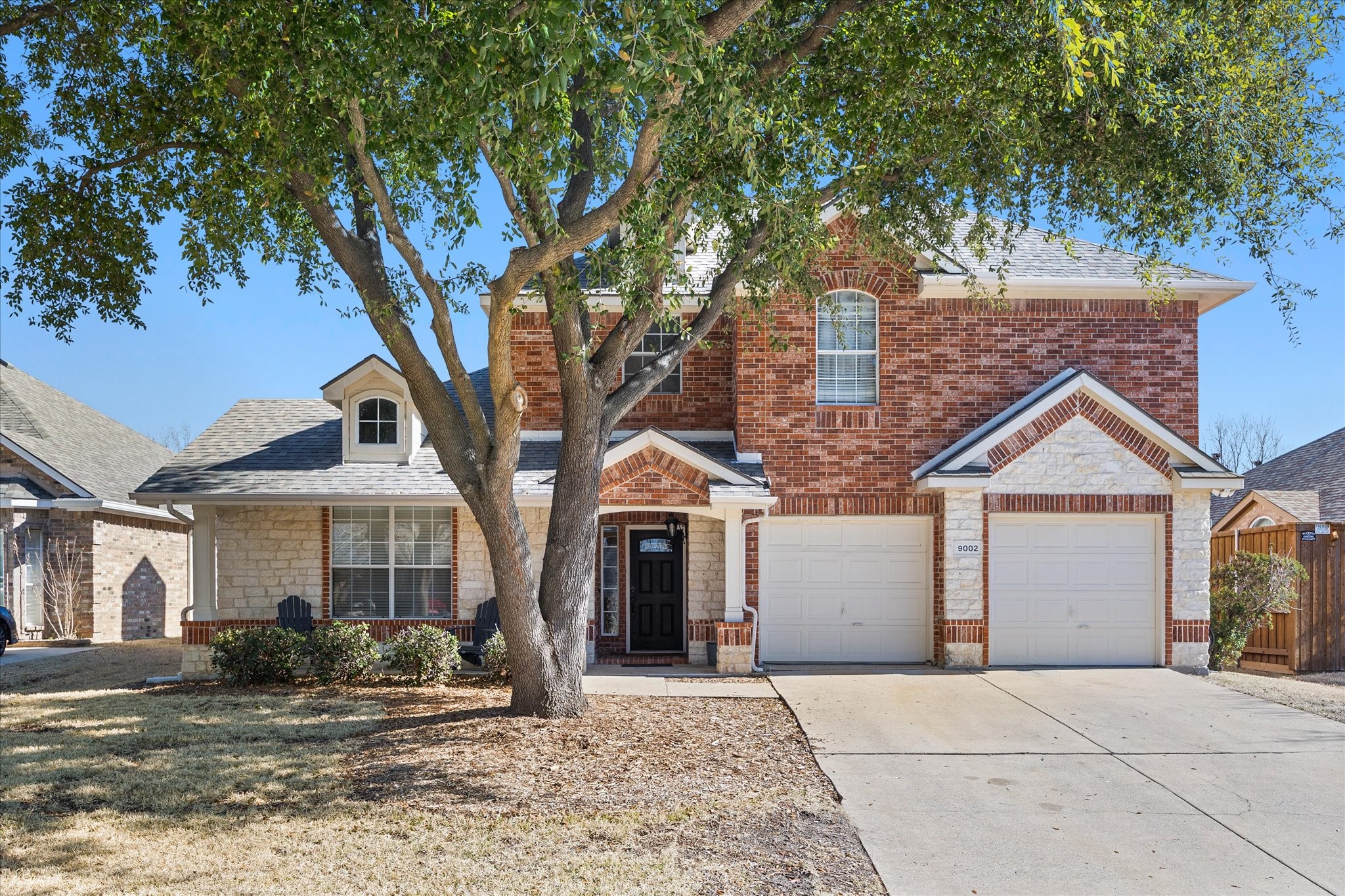 9002 Lochgreen Lane