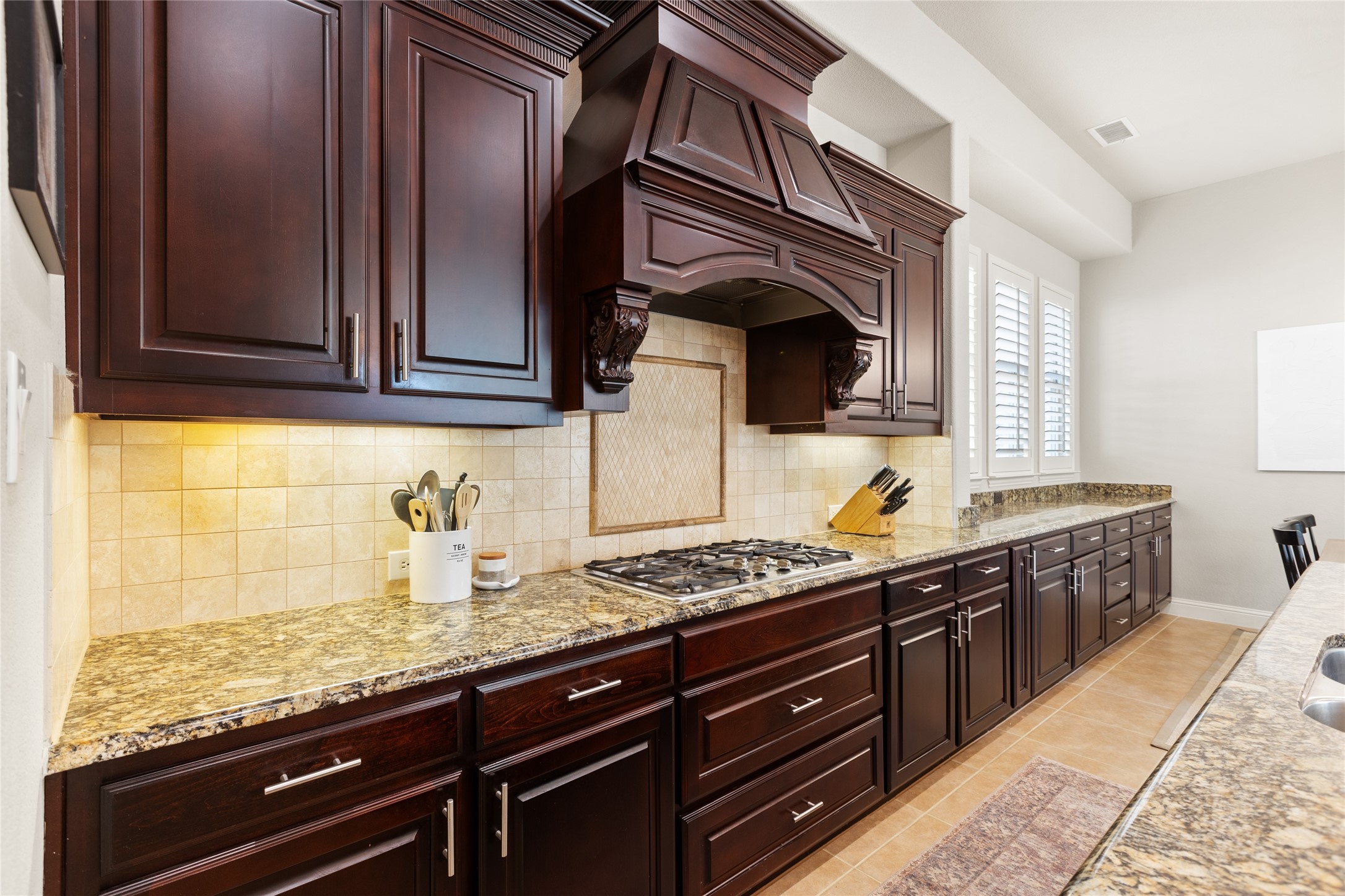 4274 Laurelhurst Lane