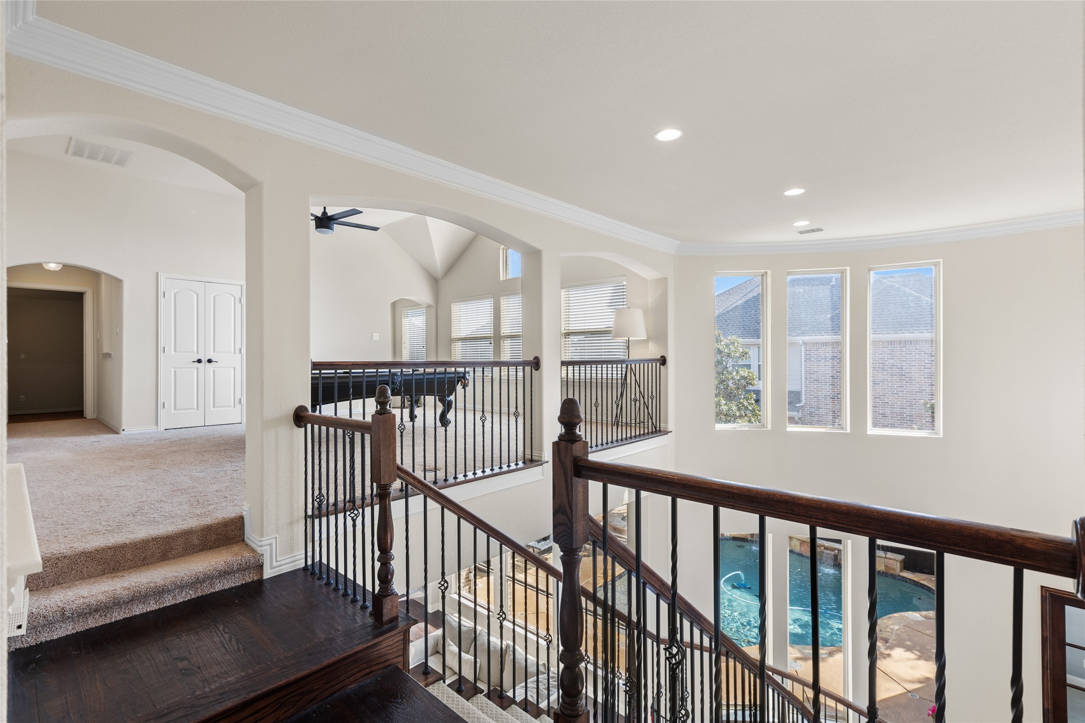 4274 Laurelhurst Lane