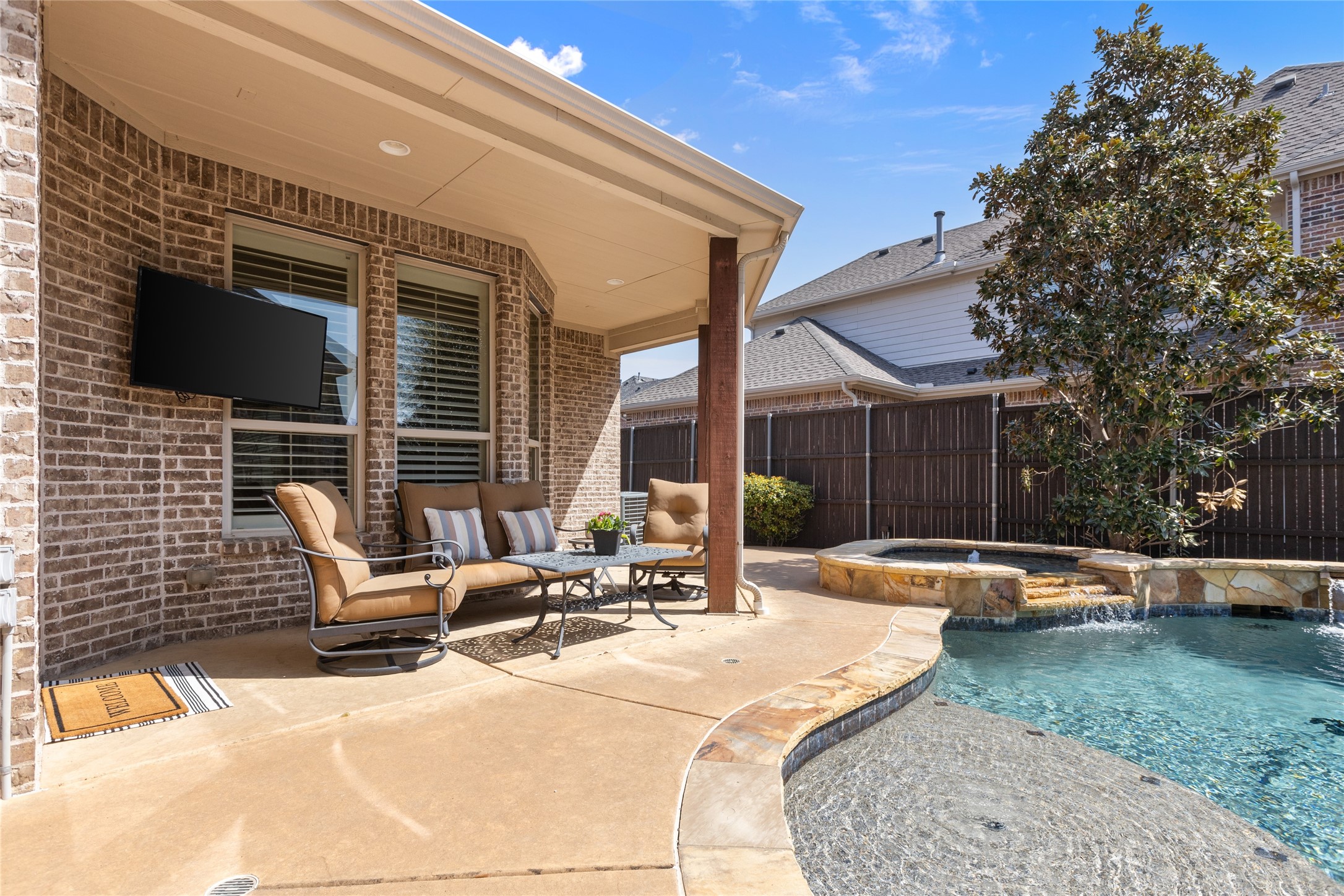 4274 Laurelhurst Lane