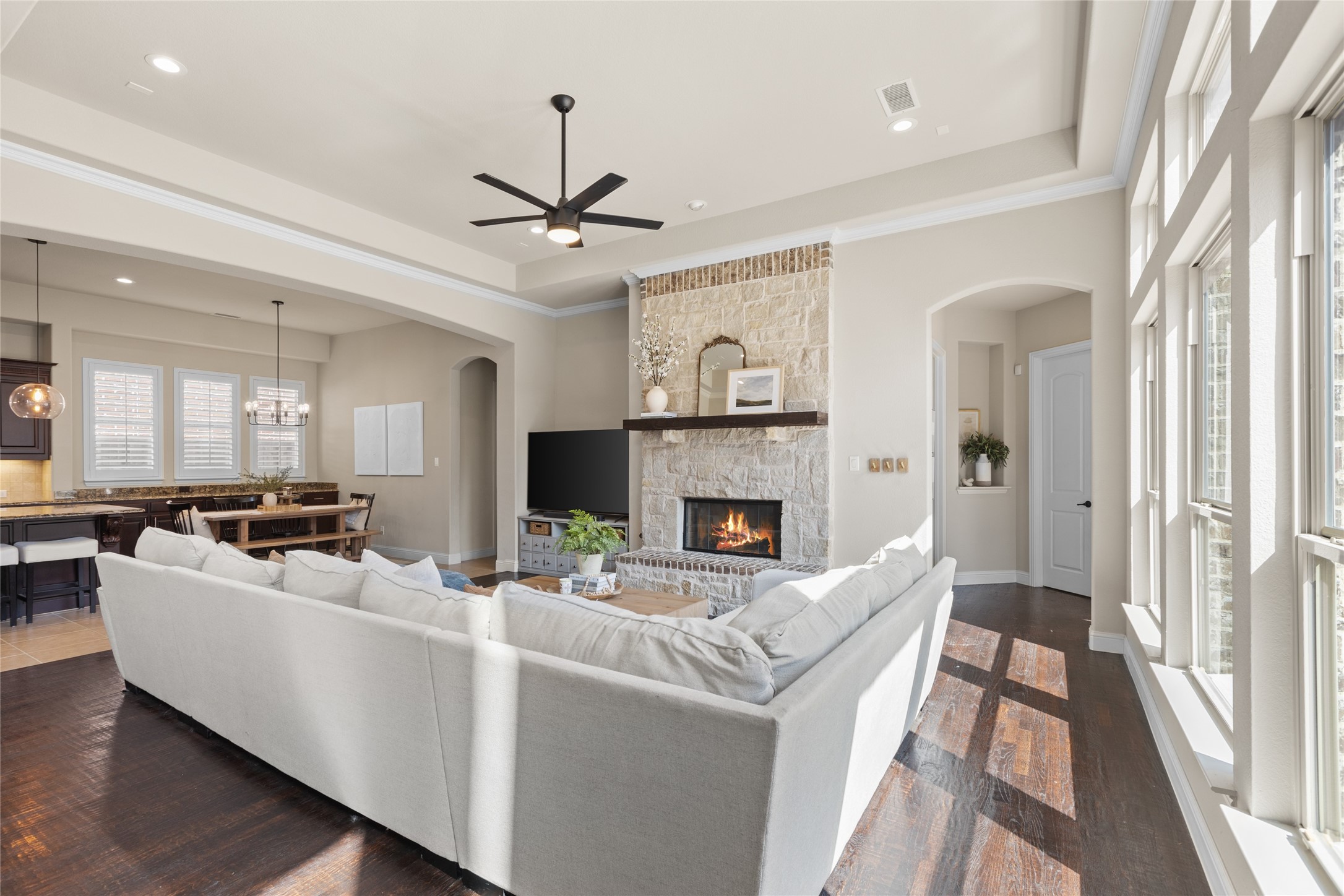 4274 Laurelhurst Lane