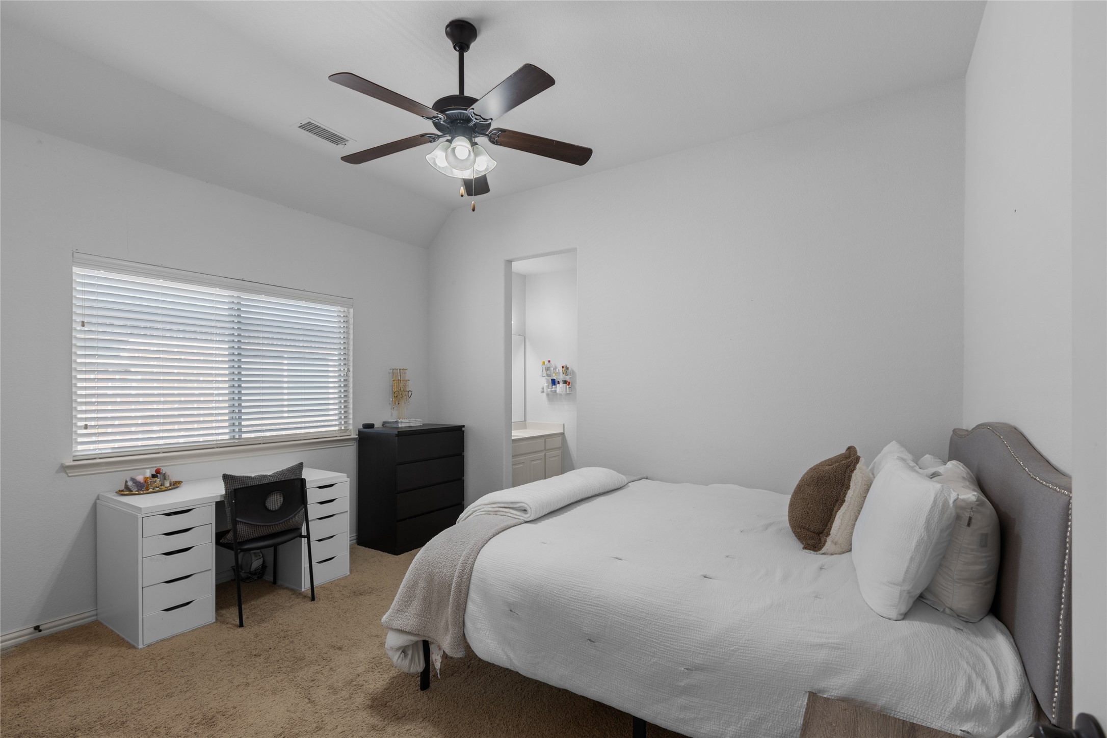 4274 Laurelhurst Lane