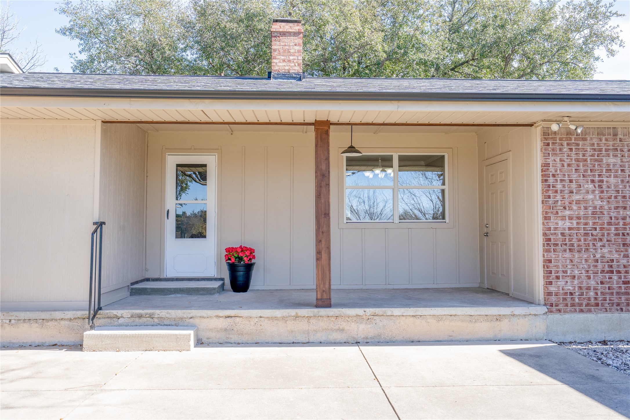 1005 Smirl Drive