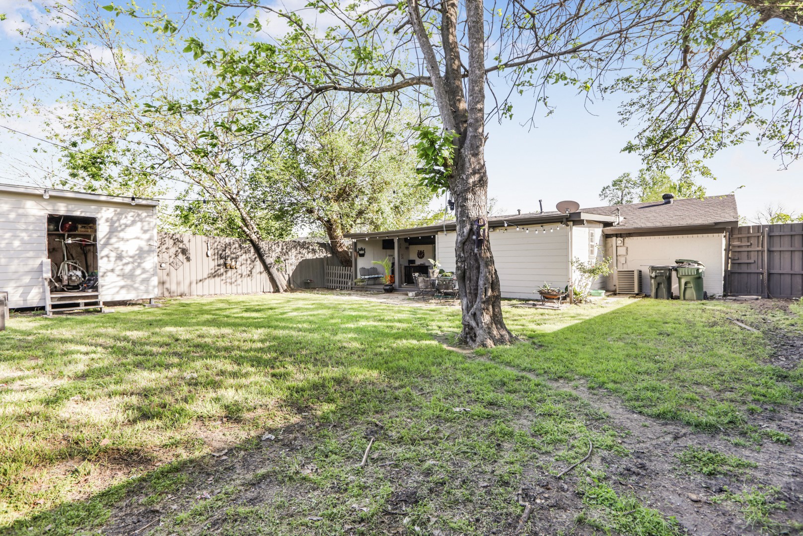 527 E Vista Drive
