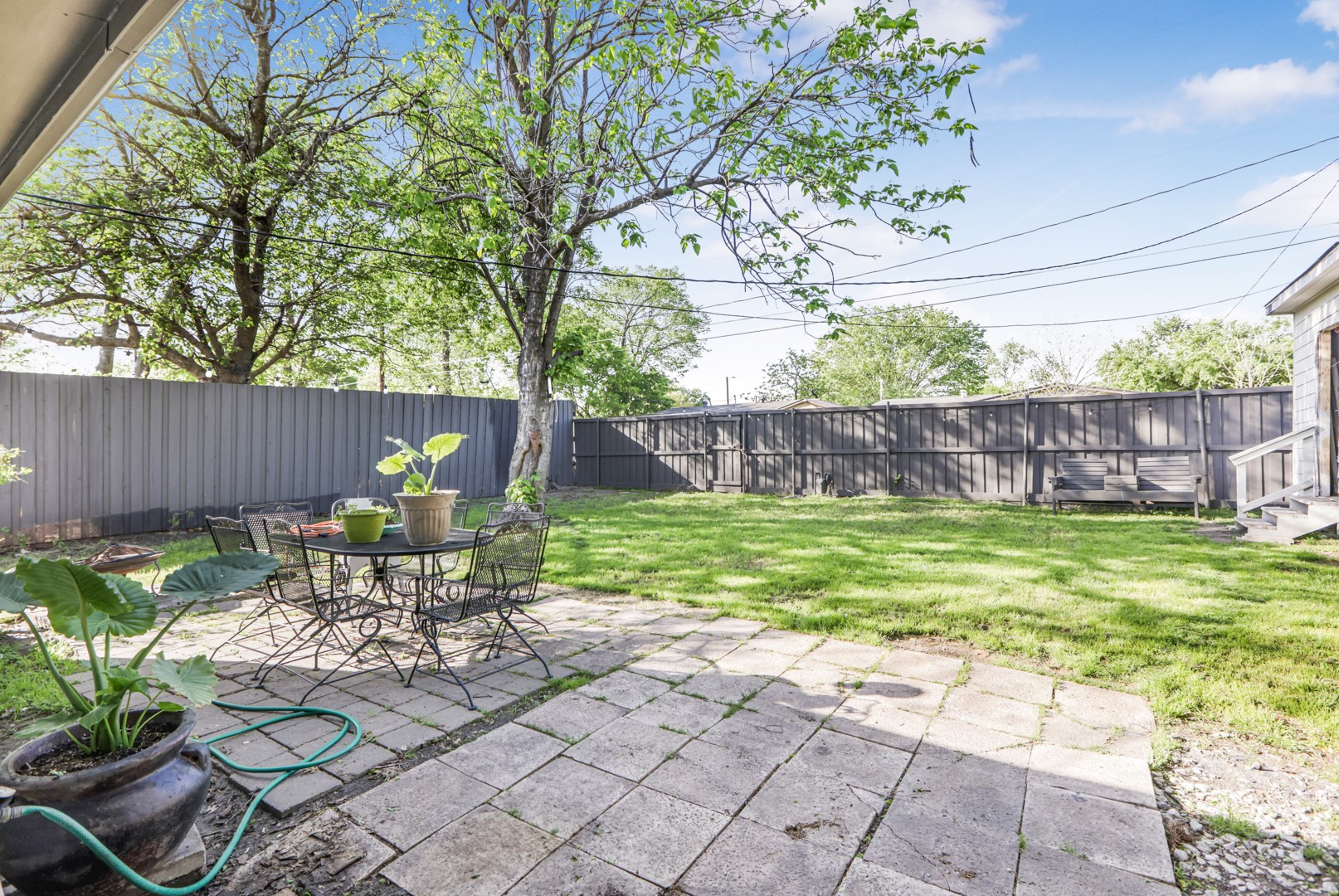527 E Vista Drive