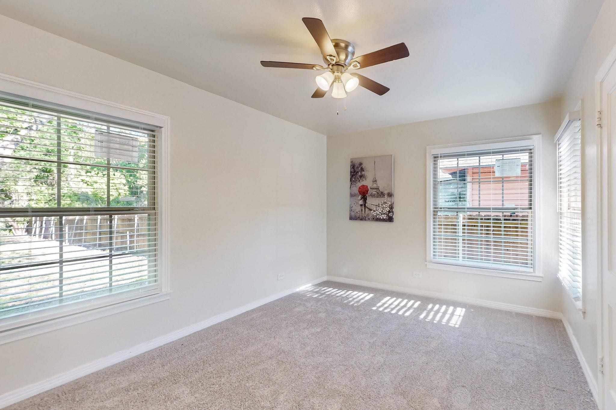 1104 Creekside Drive