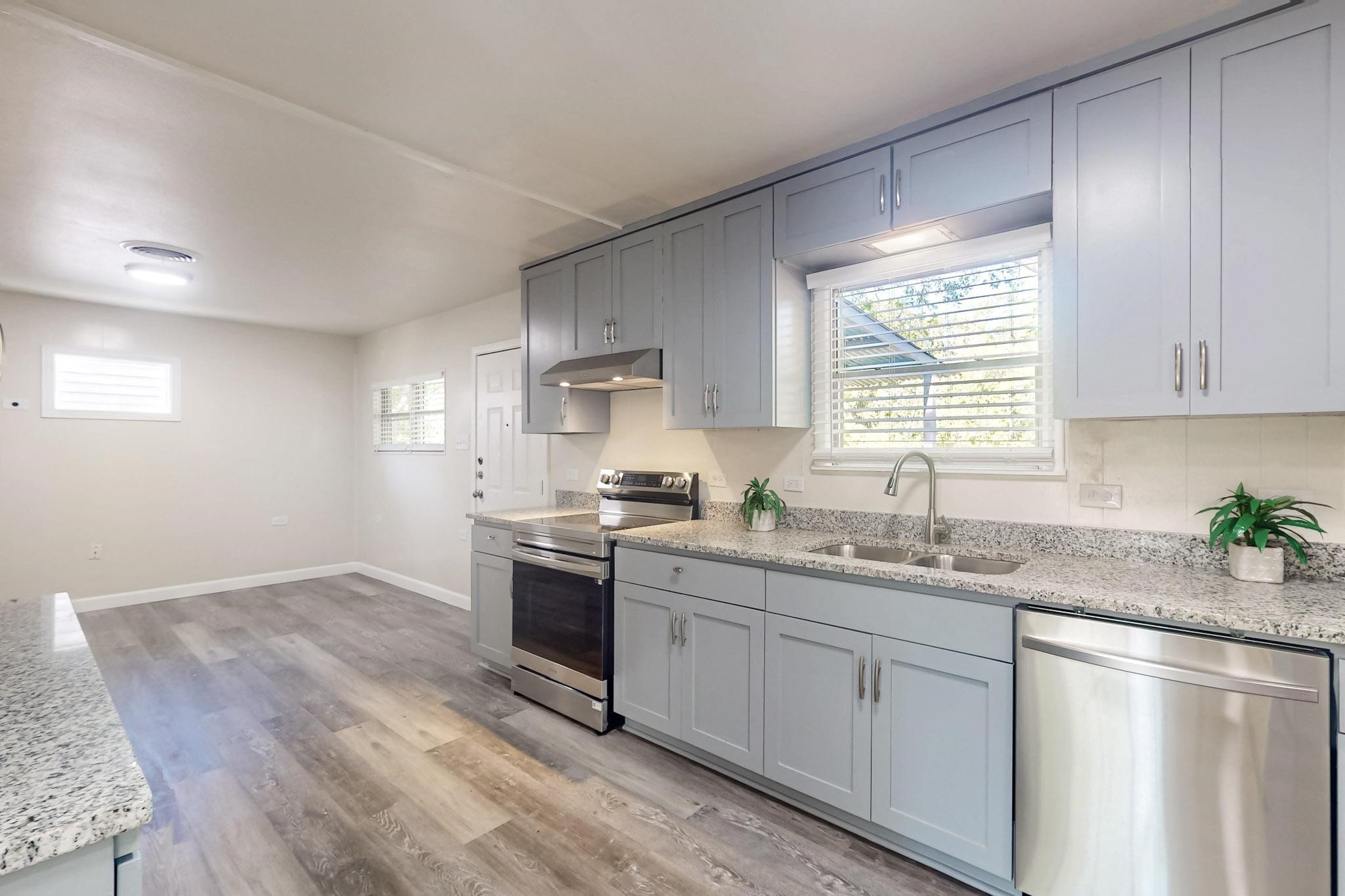 1104 Creekside Drive